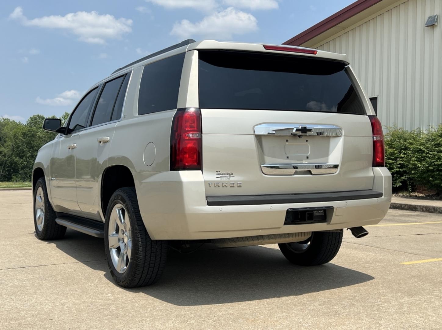 2017 GOLD /Tan Leather Chevrolet Tahoe LT 4WD (1GNSKBKC3HR) with an 5.3L V8 engine, Automatic transmission, located at 2990 Old Orchard Rd., Jackson, MO, 63755, 37.354214, -89.612106 - 2017 Chevrolet Tahoe 1500 LT 158xxx miles 4 Wheel Drive 5.3L V8 Automatic Leather 3rd Row Navigation Power/Heated Seats Rear Entertainment Backup Camera Sunroof Bluetooth Remote Start Cruise Power Windows/Locks/Mirrors We have financing available and we accept trades! Fill out a cred - Photo#14