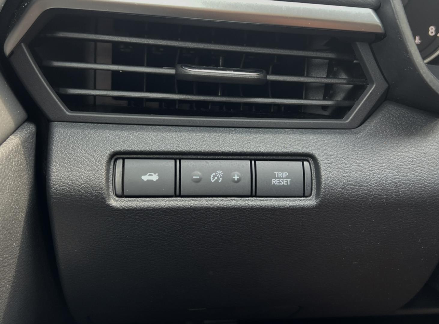2022 BLUE /Black Cloth Nissan Altima 2.5 SV (1N4BL4DVXNN) with an 2.5L 4 Cyl. engine, CVT transmission, located at 2990 Old Orchard Rd., Jackson, MO, 63755, 37.354214, -89.612106 - 2022 Nissan Altima SV 1-Owner 94xxx miles Front Wheel Drive 2.5L 4 Cyl. Automatic Backup Camera Power Driver Seat Bluetooth Remote Start Cruise Power Windows/Locks/Mirrors We have financing available and we accept trades! Fill out a credit application on our website or come by today! If - Photo#25