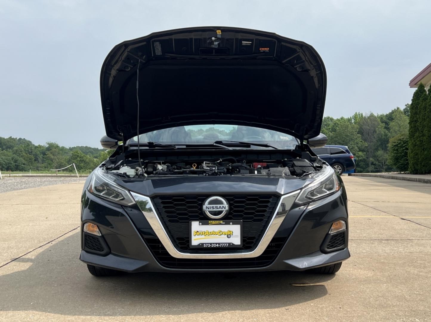 2022 BLUE /Black Cloth Nissan Altima 2.5 SV (1N4BL4DVXNN) with an 2.5L 4 Cyl. engine, CVT transmission, located at 2990 Old Orchard Rd., Jackson, MO, 63755, 37.354214, -89.612106 - 2022 Nissan Altima SV 1-Owner 94xxx miles Front Wheel Drive 2.5L 4 Cyl. Automatic Backup Camera Power Driver Seat Bluetooth Remote Start Cruise Power Windows/Locks/Mirrors We have financing available and we accept trades! Fill out a credit application on our website or come by today! If - Photo#27