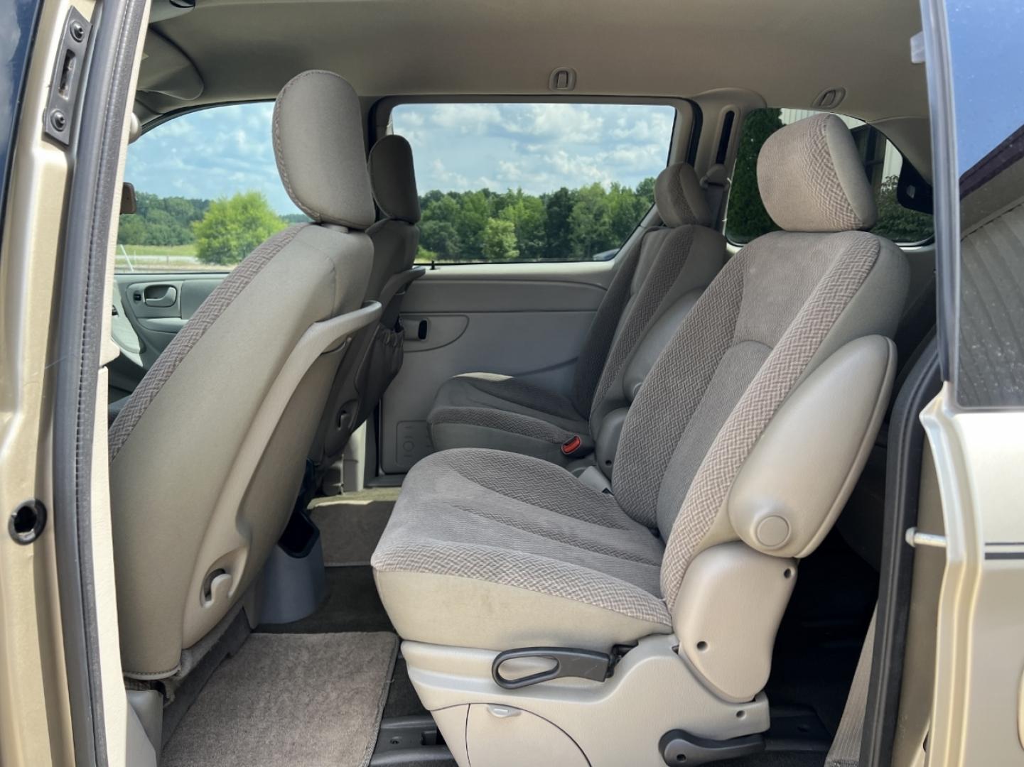 2007 GOLD /Tan Cloth Dodge Caravan SXT (1D4GP45R47B) with an 3.3L V6 engine, Automatic transmission, located at 2990 Old Orchard Rd., Jackson, MO, 63755, 37.354214, -89.612106 - 2007 Dodge Caravan SXT 152xxx miles Front Wheel Drive 3.3L V6 Automatic 3rd Row Power Driver Seat Cruise Power Windows/Locks/Mirrors We have financing available and we accept trades! Fill out a credit application on our website or come by today! If you have any questions, give us a call at - Photo#14