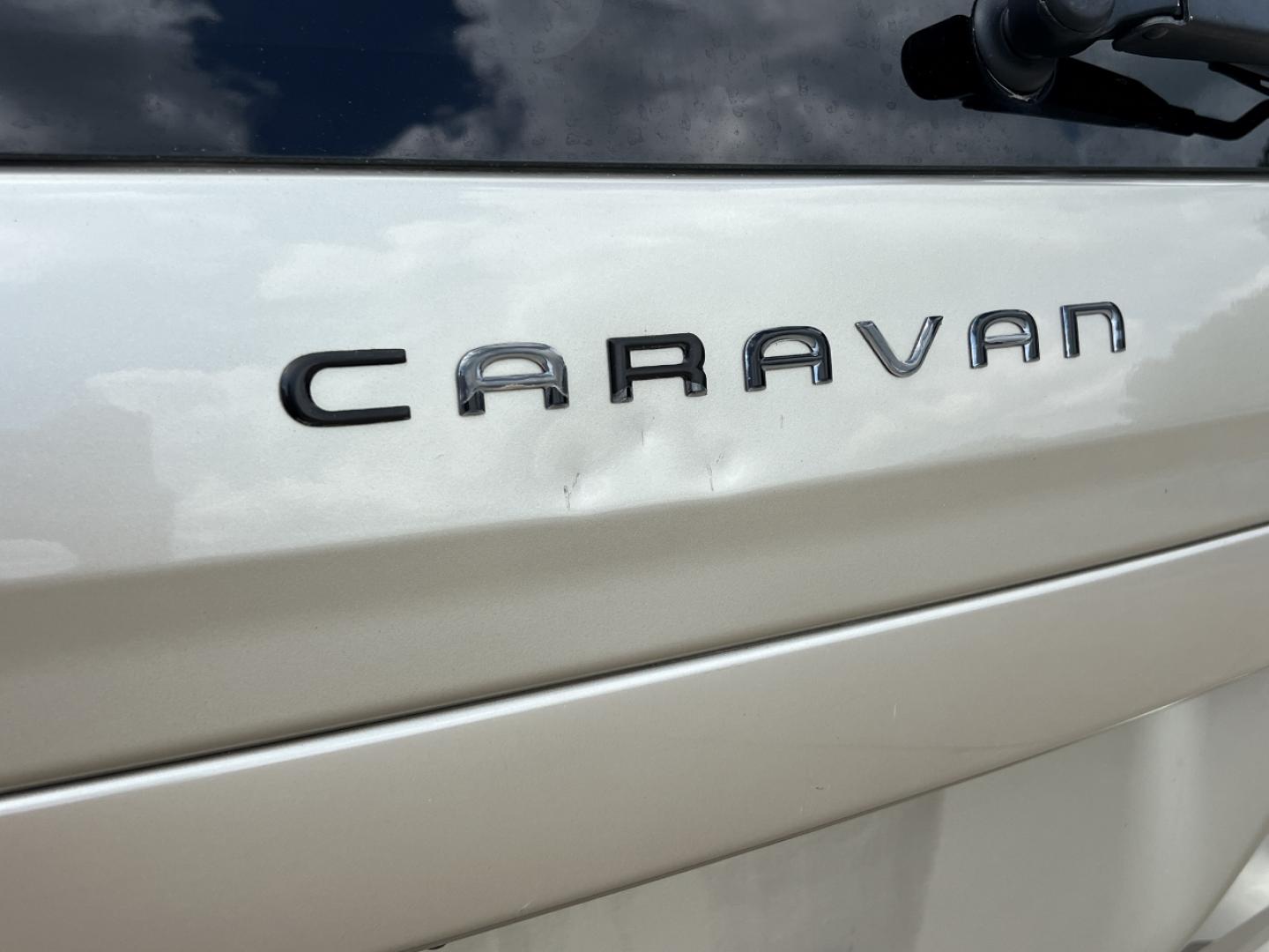 2007 GOLD /Tan Cloth Dodge Caravan SXT (1D4GP45R47B) with an 3.3L V6 engine, Automatic transmission, located at 2990 Old Orchard Rd., Jackson, MO, 63755, 37.354214, -89.612106 - 2007 Dodge Caravan SXT 152xxx miles Front Wheel Drive 3.3L V6 Automatic 3rd Row Power Driver Seat Cruise Power Windows/Locks/Mirrors We have financing available and we accept trades! Fill out a credit application on our website or come by today! If you have any questions, give us a call at - Photo#35