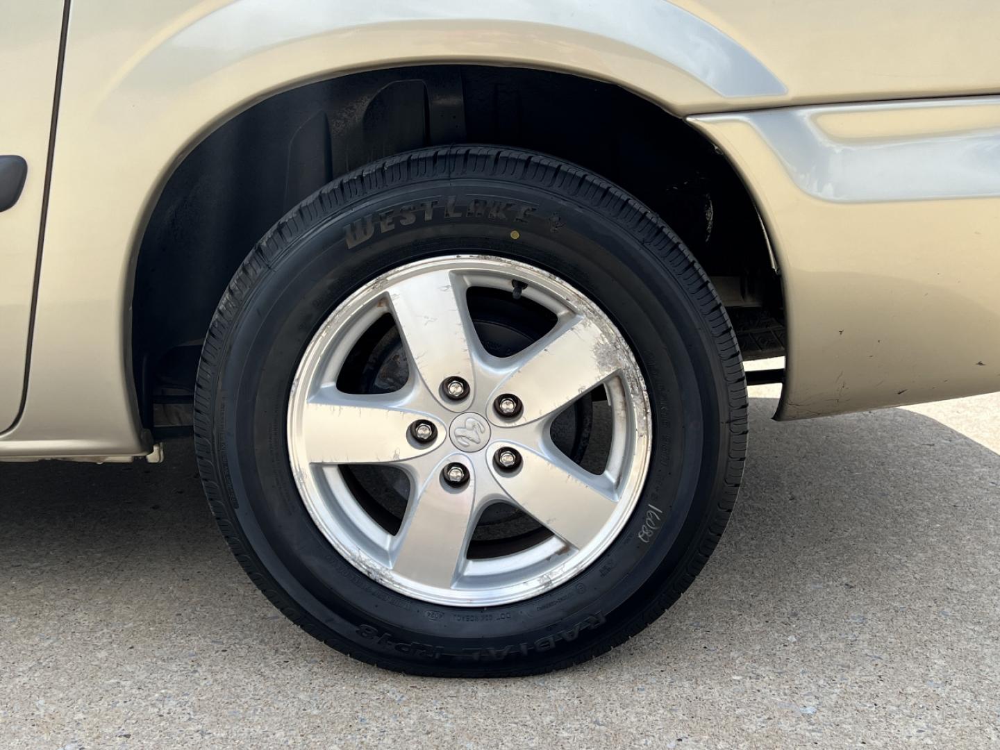 2007 GOLD /Tan Cloth Dodge Caravan SXT (1D4GP45R47B) with an 3.3L V6 engine, Automatic transmission, located at 2990 Old Orchard Rd., Jackson, MO, 63755, 37.354214, -89.612106 - 2007 Dodge Caravan SXT 152xxx miles Front Wheel Drive 3.3L V6 Automatic 3rd Row Power Driver Seat Cruise Power Windows/Locks/Mirrors We have financing available and we accept trades! Fill out a credit application on our website or come by today! If you have any questions, give us a call at - Photo#31
