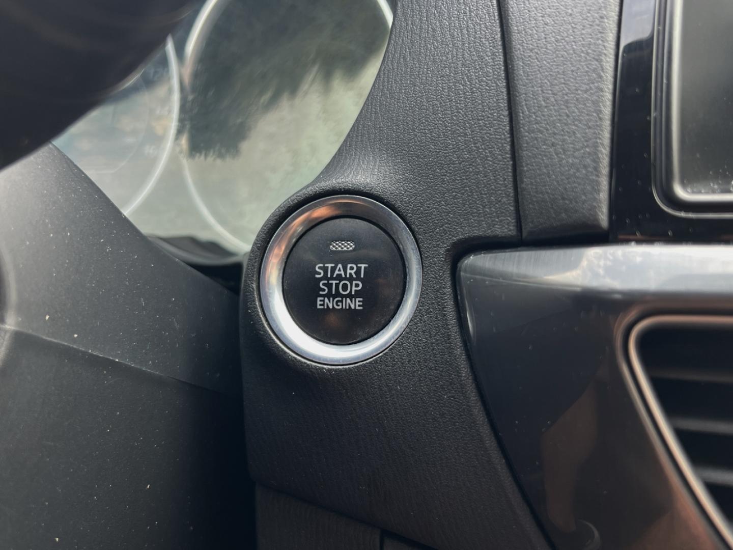 2014 WHITE /Black Leather Mazda Mazda6 i Touring (JM1GJ1V63E1) with an 2.5L 4 Cyl. engine, Automatic transmission, located at 2990 Old Orchard Rd., Jackson, MO, 63755, 37.354214, -89.612106 - 2014 Mazda 6 Touring 1-Owner 217xxx miles Front Wheel Drive 2.5L 4 Cyl. Automatic Leather Backup Camera Power Driver Seat Bluetooth Cruise Power Windows/Locks/Mirrors We have financing available and we accept trades! Fill out a credit application on our website or come by today! If you - Photo#21