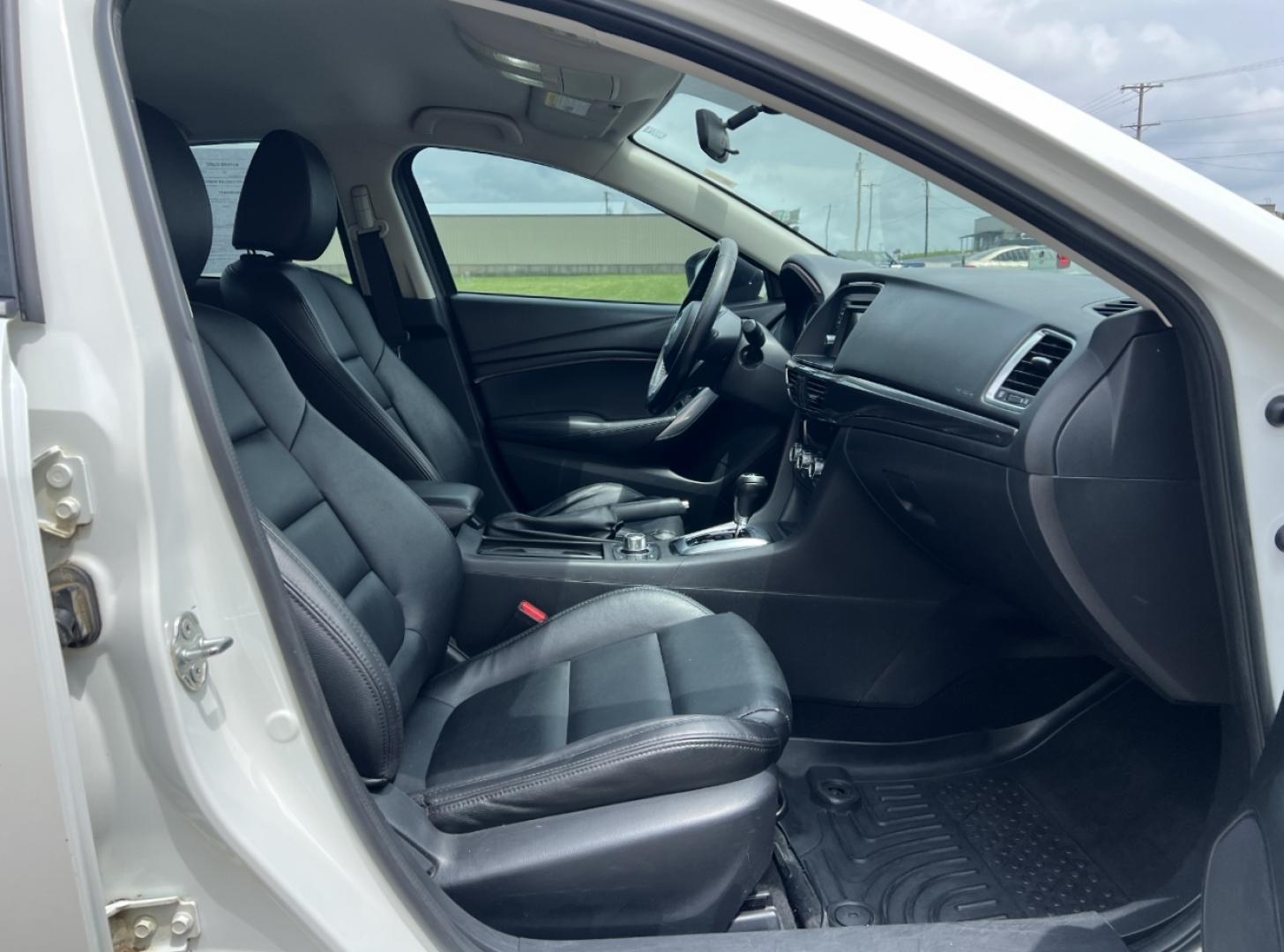 2014 WHITE /Black Leather Mazda Mazda6 i Touring (JM1GJ1V63E1) with an 2.5L 4 Cyl. engine, Automatic transmission, located at 2990 Old Orchard Rd., Jackson, MO, 63755, 37.354214, -89.612106 - 2014 Mazda 6 Touring 1-Owner 217xxx miles Front Wheel Drive 2.5L 4 Cyl. Automatic Leather Backup Camera Power Driver Seat Bluetooth Cruise Power Windows/Locks/Mirrors We have financing available and we accept trades! Fill out a credit application on our website or come by today! If you - Photo#14