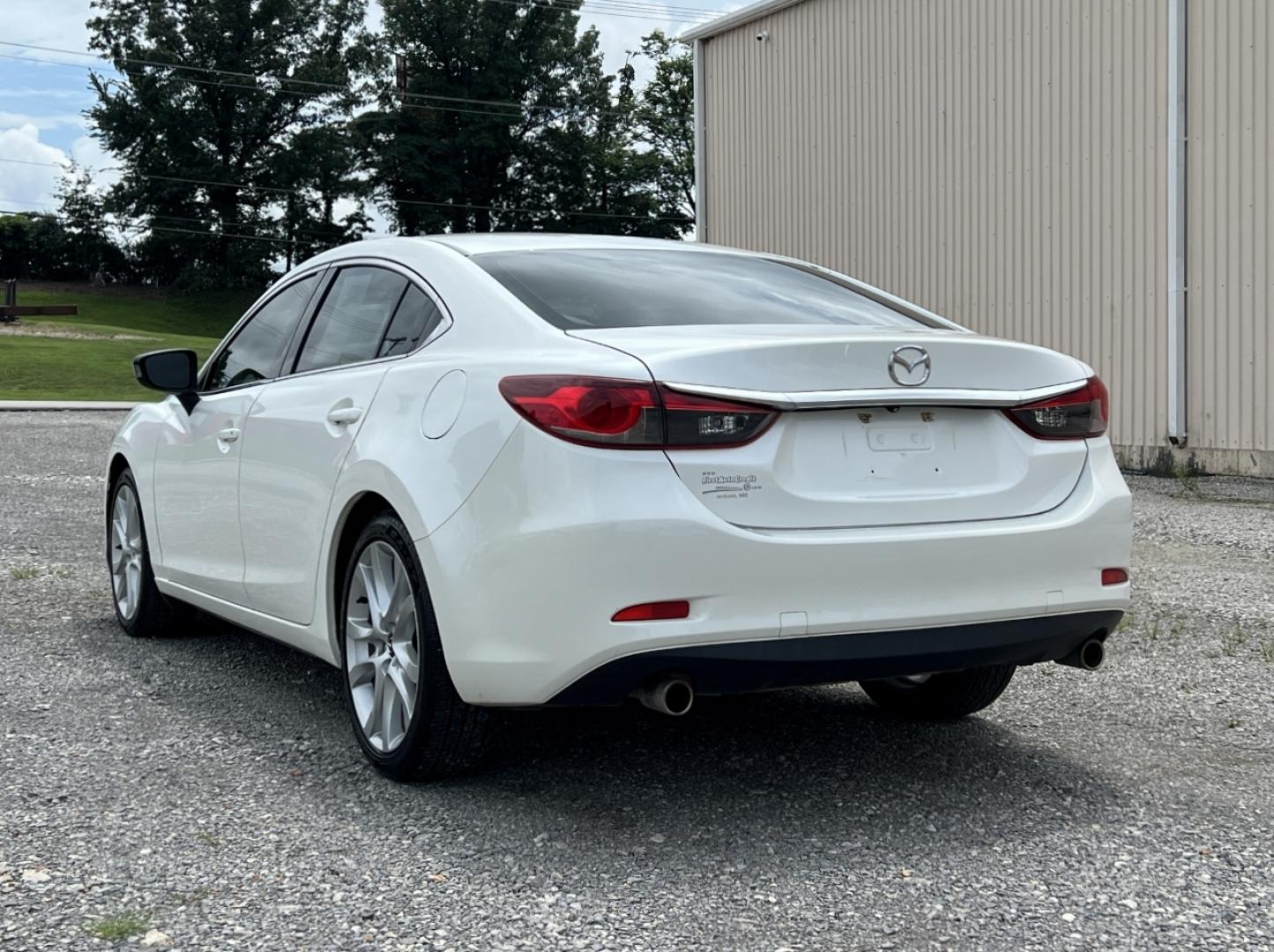 2014 WHITE /Black Leather Mazda Mazda6 i Touring (JM1GJ1V63E1) with an 2.5L 4 Cyl. engine, Automatic transmission, located at 2990 Old Orchard Rd., Jackson, MO, 63755, 37.354214, -89.612106 - 2014 Mazda 6 Touring 1-Owner 217xxx miles Front Wheel Drive 2.5L 4 Cyl. Automatic Leather Backup Camera Power Driver Seat Bluetooth Cruise Power Windows/Locks/Mirrors We have financing available and we accept trades! Fill out a credit application on our website or come by today! If you - Photo#8
