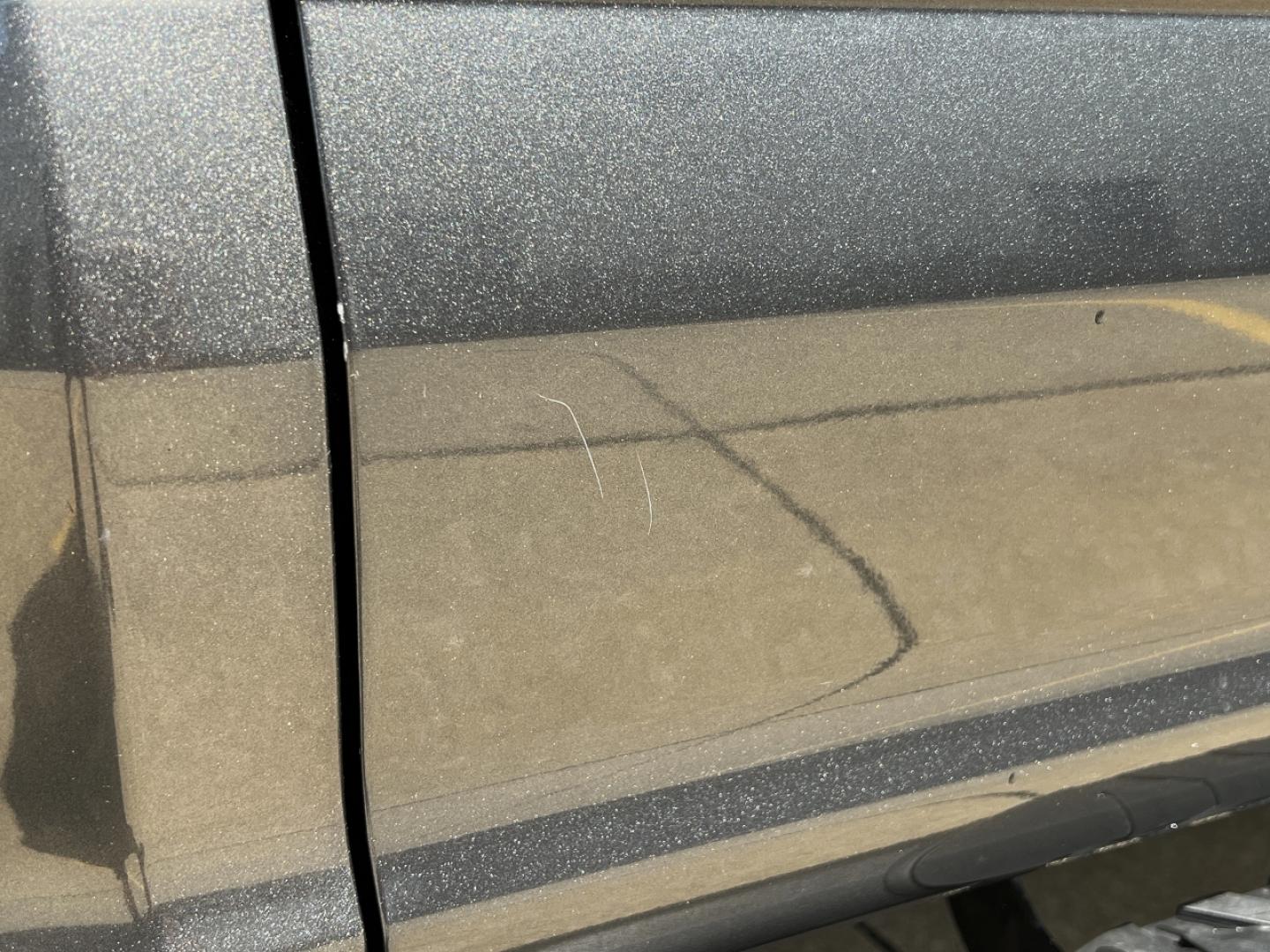 2017 GRAY /Black Leather Ford F-250 SD Lariat (1FT7W2BT0HE) with an 6.7L V8 DIESEL engine, Automatic transmission, located at 506 S. Kingshighway, Cape Girardeau, MO, 63703, (573) 235-5000, 37.294994, -89.556206 - 2017 Ford F-250 Lariat Super Duty 189xxx miles 4x4 6.7L V8 Diesel Automatic Leather Navigation Backup Camera Bluetooth Cruise Power Windows/Locks/Mirrors We have financing available and we accept trades! Fill out a credit application on our website or come by today! If you have any quest - Photo#42