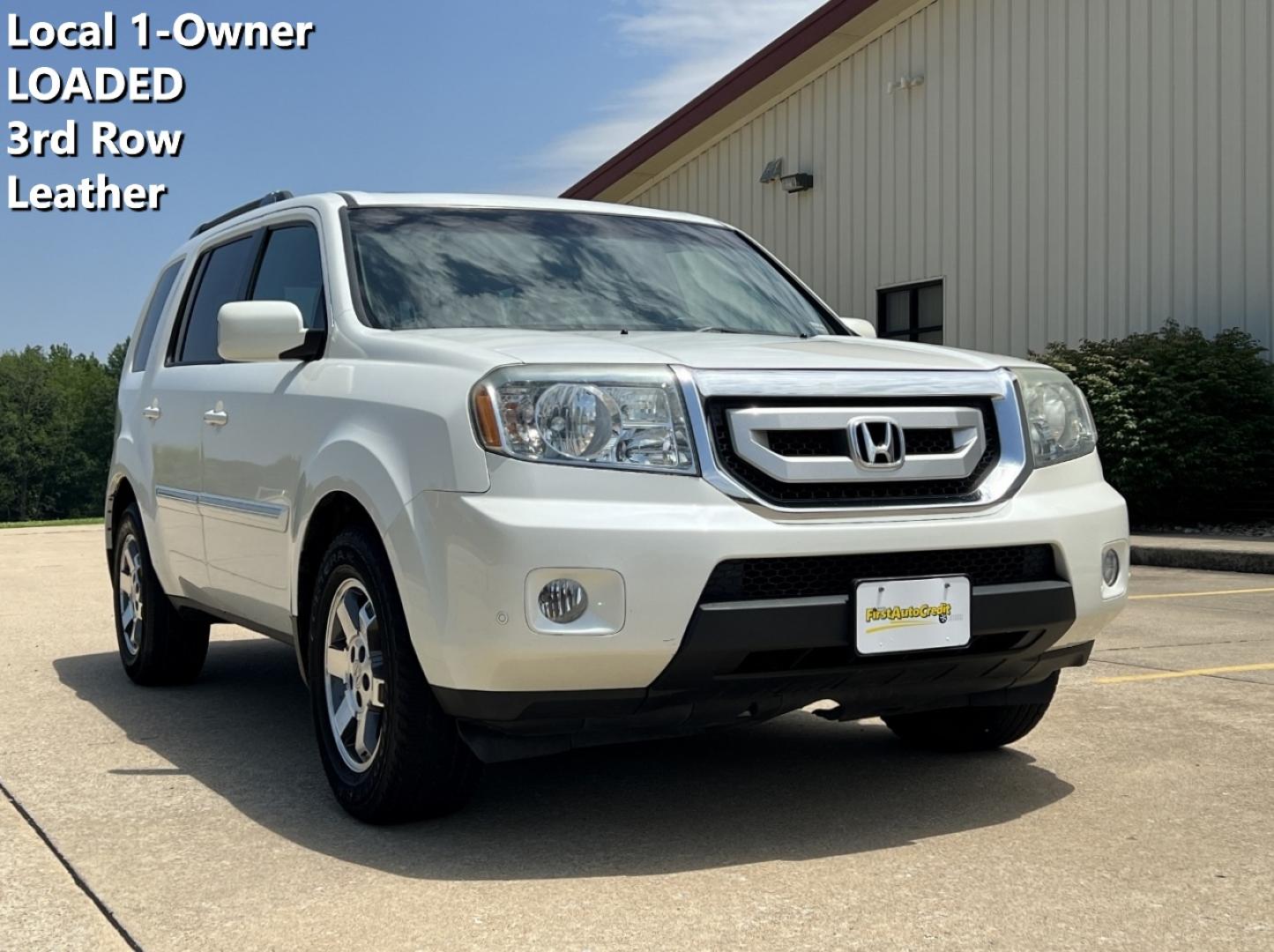 2011 WHITE /Gray Leather Honda Pilot Touring 4WD (5FNYF4H95BB) with an 3.5L V6 engine, Automatic transmission, located at 2990 Old Orchard Rd., Jackson, MO, 63755, 37.354214, -89.612106 - 2011 Honda Pilot Touring Local 1-Owner 168xxx miles All Wheel Drive 3.5L V6 Automatic Leather 3rd Row Rear Entertainment Navigation Power/Heated Seats Backup Camera Sunroof Cruise Power Windows/Locks/Mirrors We have financing available and we accept trades! Fill out a credit applicati - Photo#0