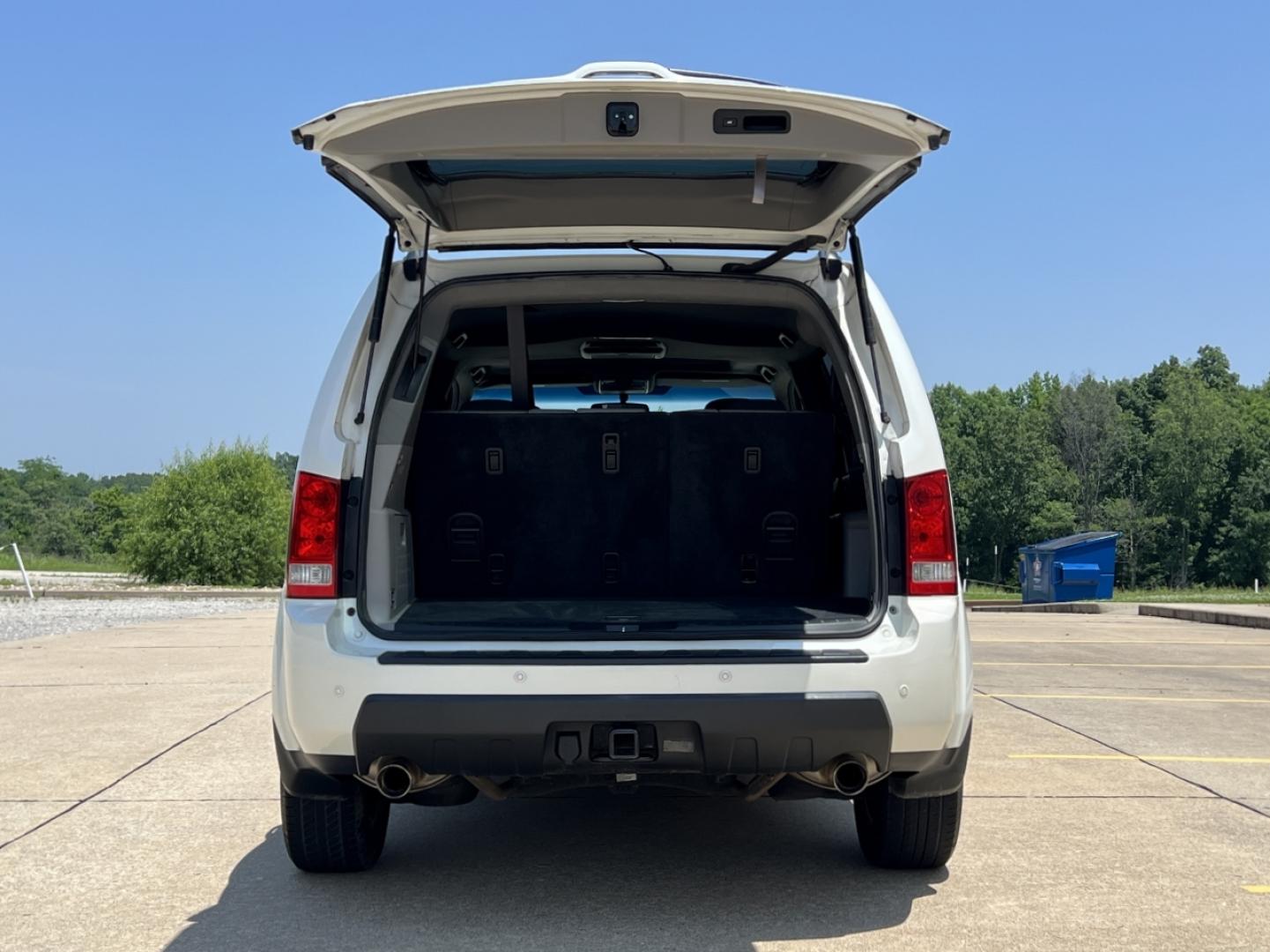 2011 WHITE /Gray Leather Honda Pilot Touring 4WD (5FNYF4H95BB) with an 3.5L V6 engine, Automatic transmission, located at 2990 Old Orchard Rd., Jackson, MO, 63755, 37.354214, -89.612106 - 2011 Honda Pilot Touring Local 1-Owner 168xxx miles All Wheel Drive 3.5L V6 Automatic Leather 3rd Row Rear Entertainment Navigation Power/Heated Seats Backup Camera Sunroof Cruise Power Windows/Locks/Mirrors We have financing available and we accept trades! Fill out a credit applicati - Photo#23