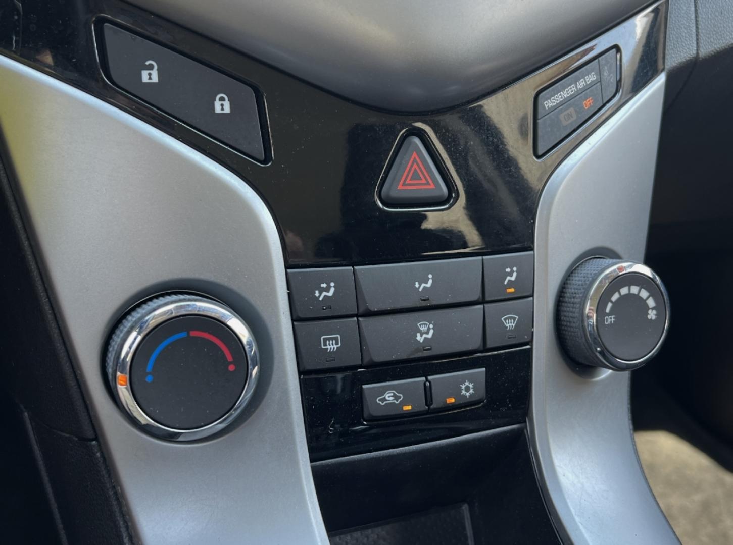 2014 GOLD /Black Cloth Chevrolet Cruze 1LT Auto (1G1PC5SB4E7) with an 1.4L 4 Cyl. Turbo engine, Automatic transmission, located at 2990 Old Orchard Rd., Jackson, MO, 63755, 37.354214, -89.612106 - 2014 Chevrolet Cruze LT Only 78xxx miles Front Wheel Drive 1.4L 4 Cyl. Automatic Power Driver Seat Remote Start Cruise Power Windows/Locks/Mirrors We have financing available and we accept trades! Fill out a credit application on our website or come by today! If you have any questions, giv - Photo#24