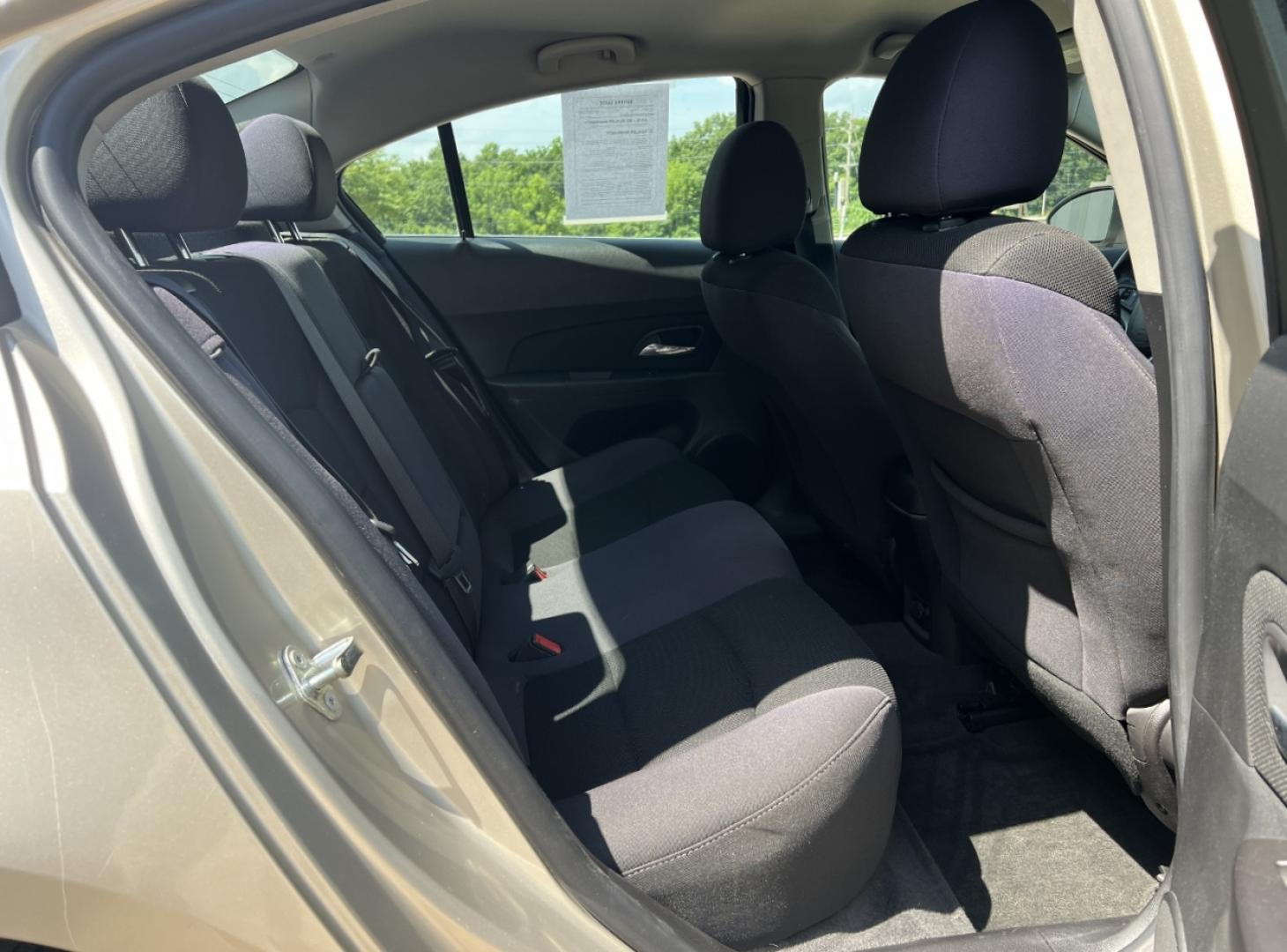 2014 GOLD /Black Cloth Chevrolet Cruze 1LT Auto (1G1PC5SB4E7) with an 1.4L 4 Cyl. Turbo engine, Automatic transmission, located at 2990 Old Orchard Rd., Jackson, MO, 63755, 37.354214, -89.612106 - 2014 Chevrolet Cruze LT Only 78xxx miles Front Wheel Drive 1.4L 4 Cyl. Automatic Power Driver Seat Remote Start Cruise Power Windows/Locks/Mirrors We have financing available and we accept trades! Fill out a credit application on our website or come by today! If you have any questions, giv - Photo#16