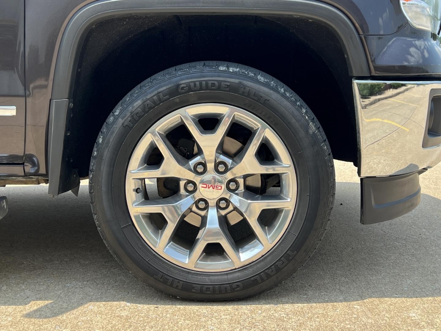 2015 GRAY /Tan Leather GMC Sierra 1500 SLT Crew Cab Long Box 4WD (3GTU2VEC1FG) with an 5.3L V8 engine, Automatic transmission, located at 2990 Old Orchard Rd., Jackson, MO, 63755, 37.354214, -89.612106 - 2015 GMC Sierra 1500 SLT 150xxx miles 4x4 5.3L V8 Automatic Leather Navigation Backup Camera Power/Heated Seats Sunroof Bluetooth Cruise Power Windows/Locks/Mirrors We have financing available and we accept trades! Fill out a credit application on our website or come by today! If you h - Photo#38