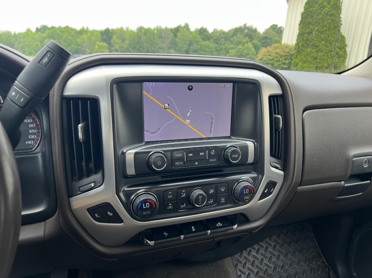 2015 GRAY /Tan Leather GMC Sierra 1500 SLT Crew Cab Long Box 4WD (3GTU2VEC1FG) with an 5.3L V8 engine, Automatic transmission, located at 2990 Old Orchard Rd., Jackson, MO, 63755, 37.354214, -89.612106 - 2015 GMC Sierra 1500 SLT 150xxx miles 4x4 5.3L V8 Automatic Leather Navigation Backup Camera Power/Heated Seats Sunroof Bluetooth Cruise Power Windows/Locks/Mirrors We have financing available and we accept trades! Fill out a credit application on our website or come by today! If you h - Photo#27