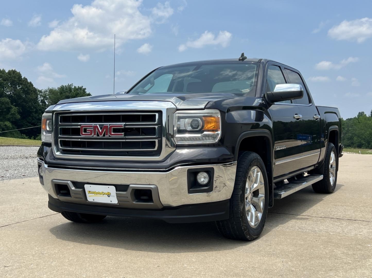 2015 GRAY /Tan Leather GMC Sierra 1500 SLT Crew Cab Long Box 4WD (3GTU2VEC1FG) with an 5.3L V8 engine, Automatic transmission, located at 2990 Old Orchard Rd., Jackson, MO, 63755, 37.354214, -89.612106 - 2015 GMC Sierra 1500 SLT 150xxx miles 4x4 5.3L V8 Automatic Leather Navigation Backup Camera Power/Heated Seats Sunroof Bluetooth Cruise Power Windows/Locks/Mirrors We have financing available and we accept trades! Fill out a credit application on our website or come by today! If you h - Photo#9