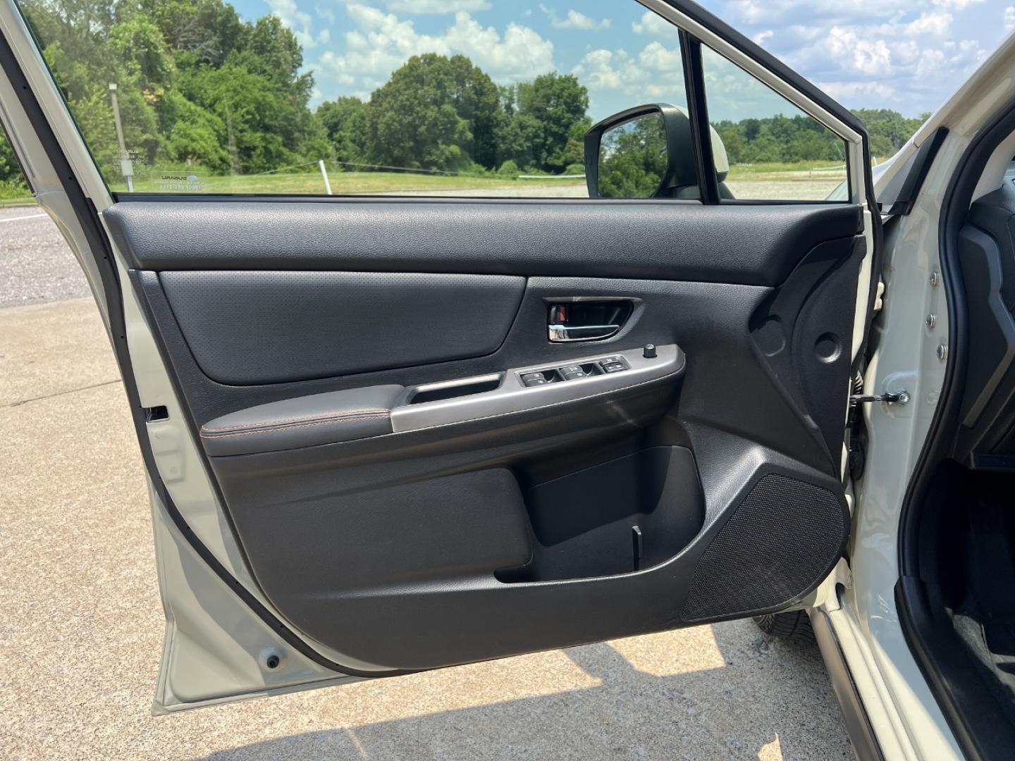 2016 TAN /Black Leather Subaru XV Crosstrek 2.0 Limited (JF2GPANC6G8) with an 2.0L 4 Cyl. engine, CVT transmission, located at 2990 Old Orchard Rd., Jackson, MO, 63755, 37.354214, -89.612106 - 2016 Subaru Crosstrek Limited Local 1-Owner 134xxx miles All Wheel Drive 2.0L 4 Cyl. Automatic Leather Navigation Heated Seats Backup Camera Sunroof Bluetooth Cruise Power Windows/Locks/Mirrors We have financing available and we accept trades! Fill out a credit application on our websi - Photo#13