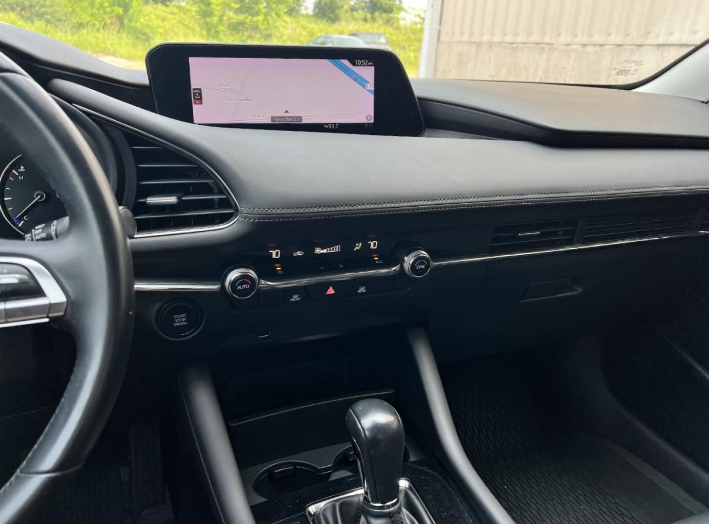 2019 SILVER /Black Leather Mazda MAZDA3 Select (JM1BPBAM9K1) with an 2.5L 4 Cyl. engine, Automatic transmission, located at 2990 Old Orchard Rd., Jackson, MO, 63755, 37.354214, -89.612106 - We have financing available and we accept trades! Fill out a credit application on our website or come by today! If you have any questions, give us a call at (573) 204-7777 or visit our website at firstautocredit.com. - Photo#2