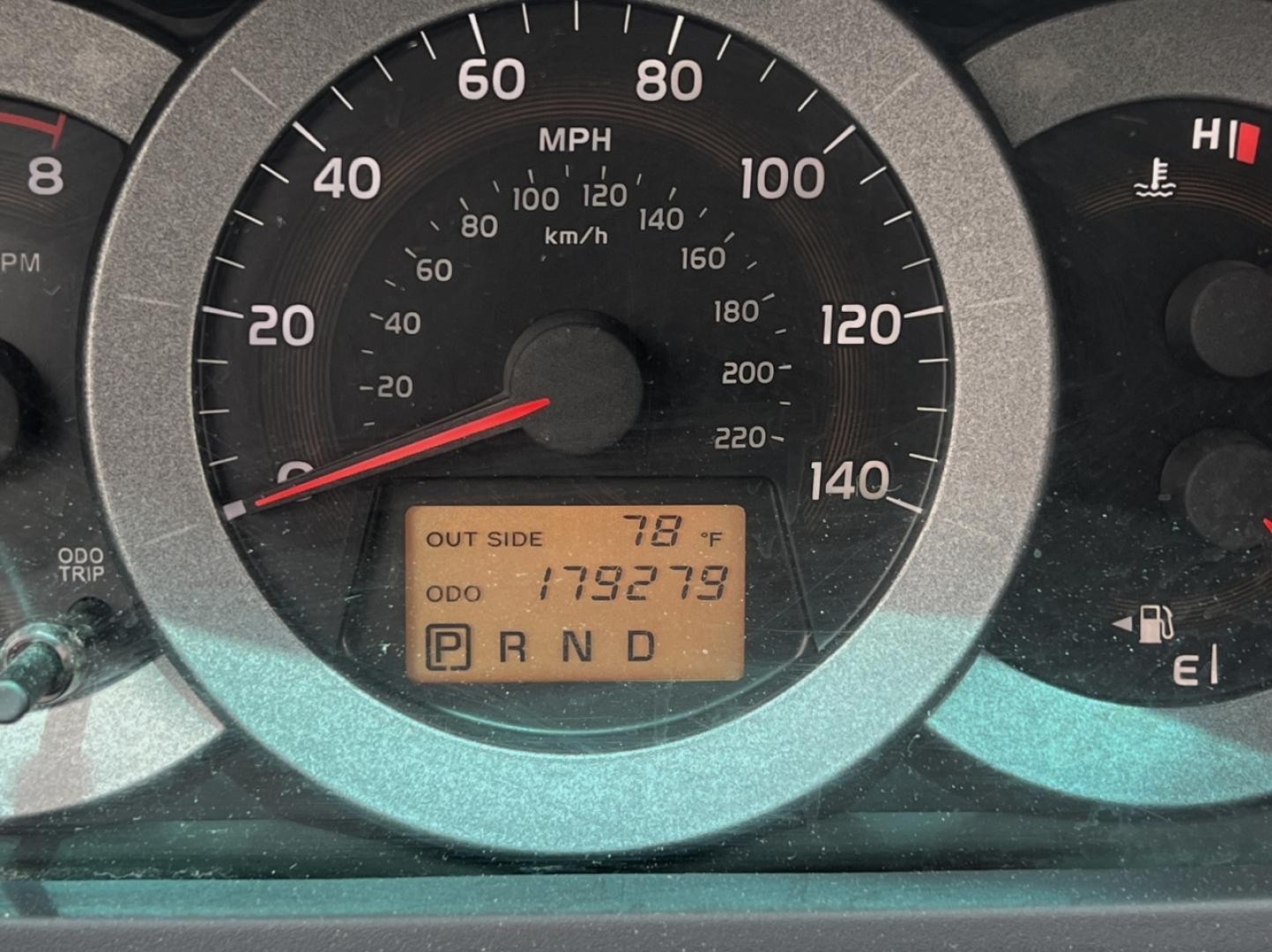 2008 SILVER /Gray Cloth Toyota RAV4 Limited I4 4WD (JTMBD31V386) with an 2.4L 4 Cyl. engine, Automatic transmission, located at 506 S. Kingshighway, Cape Girardeau, MO, 63703, (573) 235-5000, 37.294994, -89.556206 - 2008 Toyota RAV4 Limited 179xxx miles All Wheel Drive 2.4L 4 Cyl. Automatic Navigation Power Driver Seat Bluetooth Cruise Power Windows/Locks/Mirrors We have financing available and we accept trades! Fill out a credit application on our website or come by today! If you have any questions, - Photo#20