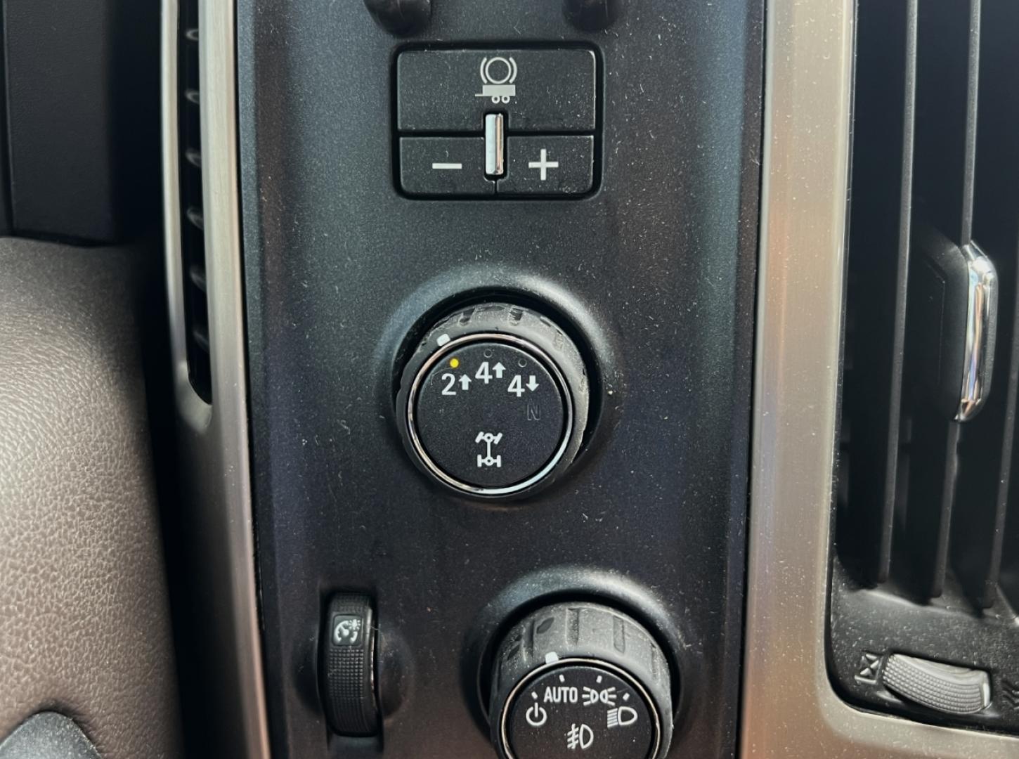 2018 MAROON /Tan Leather GMC Sierra 2500HD Denali Crew Cab 4WD (1GT12UEY8JF) with an 6.6L V8 DIESEL engine, Automatic transmission, located at 2990 Old Orchard Rd., Jackson, MO, 63755, 37.354214, -89.612106 - We have financing available and we accept trades! Fill out a credit application on our website or come by today! If you have any questions, give us a call at (573) 204-7777 or visit our website at firstautocredit.com. - Photo#2