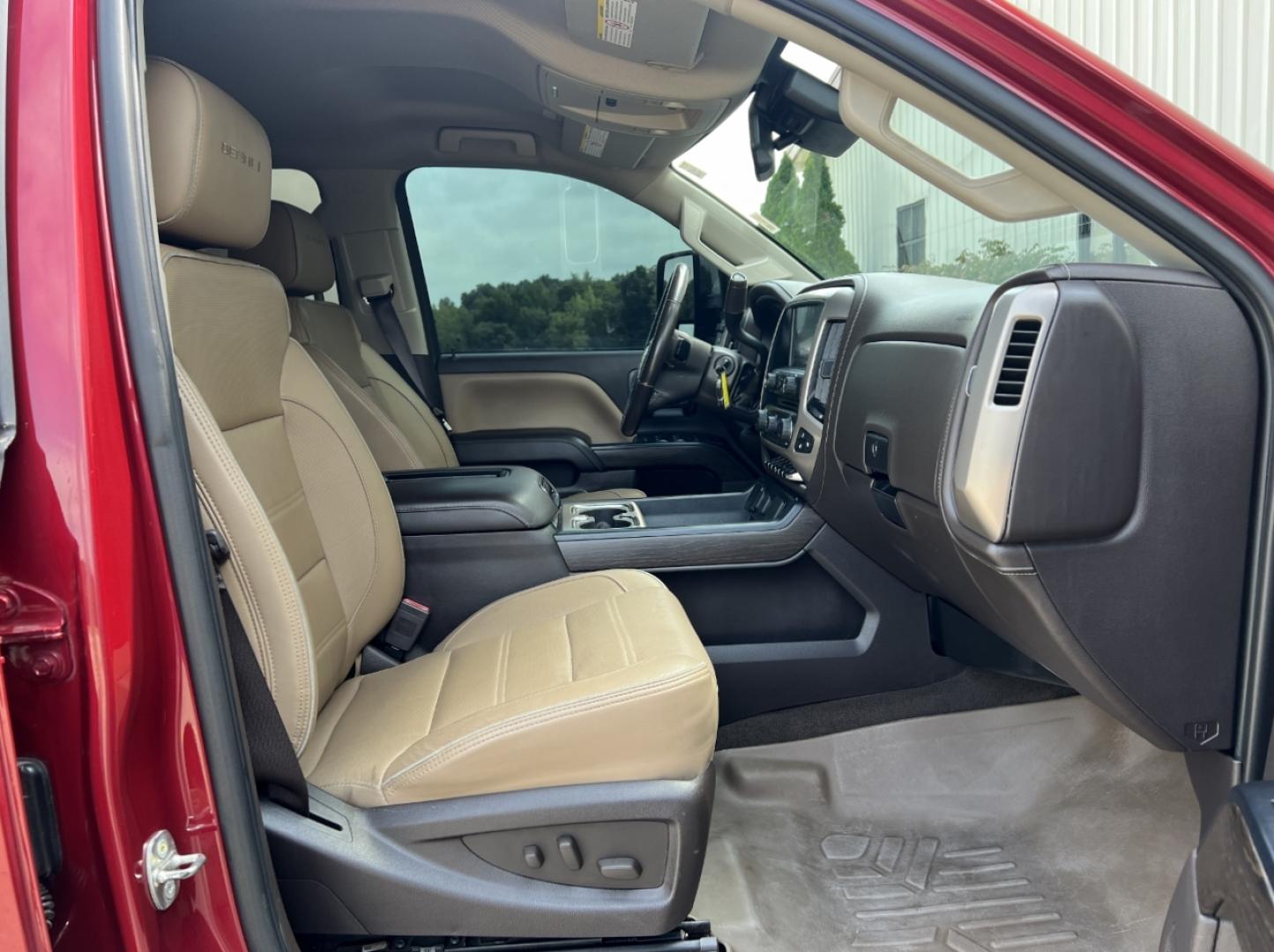 2018 MAROON /Tan Leather GMC Sierra 2500HD Denali Crew Cab 4WD (1GT12UEY8JF) with an 6.6L V8 DIESEL engine, Automatic transmission, located at 2990 Old Orchard Rd., Jackson, MO, 63755, 37.354214, -89.612106 - 2018 GMC Sierra 2500HD Denali 117xxx miles 4x4 6.6L V8 Diesel Automatic Leather Navigation Power/Heated/Cooled Seats Backup Camera Bluetooth Remote Start Cruise Power Windows/Locks/Mirrors We have financing available and we accept trades! Fill out a credit application on our website or - Photo#18