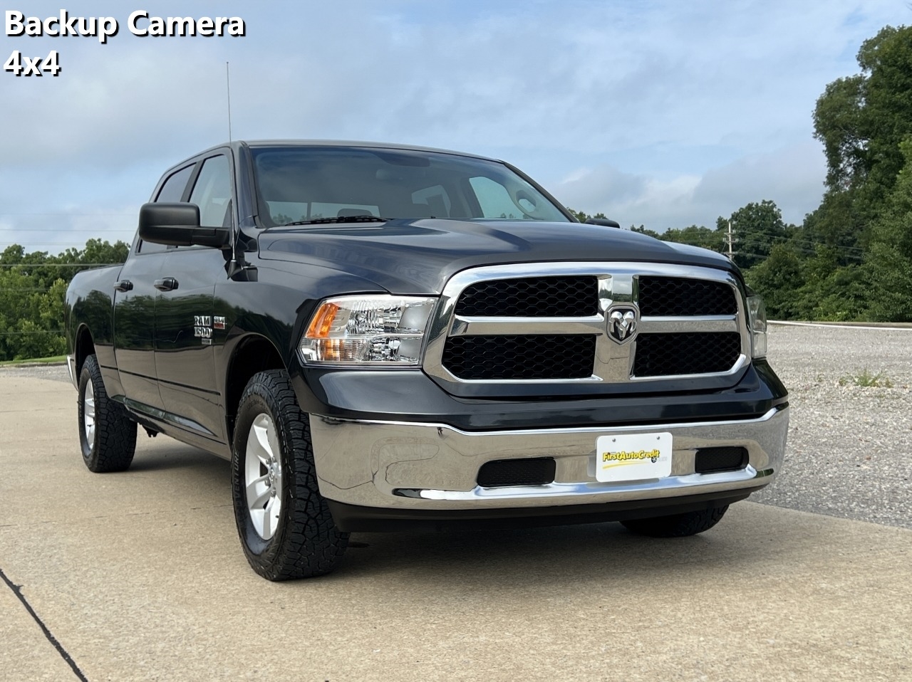 photo of 2020 RAM 1500 Classic SLT Crew Cab LWB 4WD