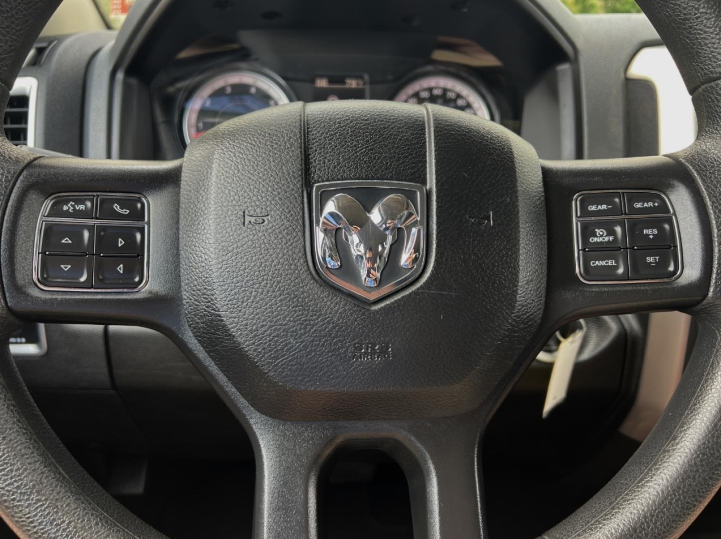 2020 GRAY /Gray Cloth RAM 1500 Classic Classic SLT Crew Cab LWB 4WD (1C6RR7TT8LS) with an 5.7L V8 engine, Automatic transmission, located at 2990 Old Orchard Rd., Jackson, MO, 63755, 37.354214, -89.612106 - 2020 Ram 1500 Classic SLT 95xxx miles 4x4 5.7L V8 Automatic Backup Camera Bluetooth Cruise Power Windows/Locks/Mirrors We have financing available and we accept trades! Fill out a credit application on our website or come by today! If you have any questions, give us a call at (573) 204-777 - Photo#20