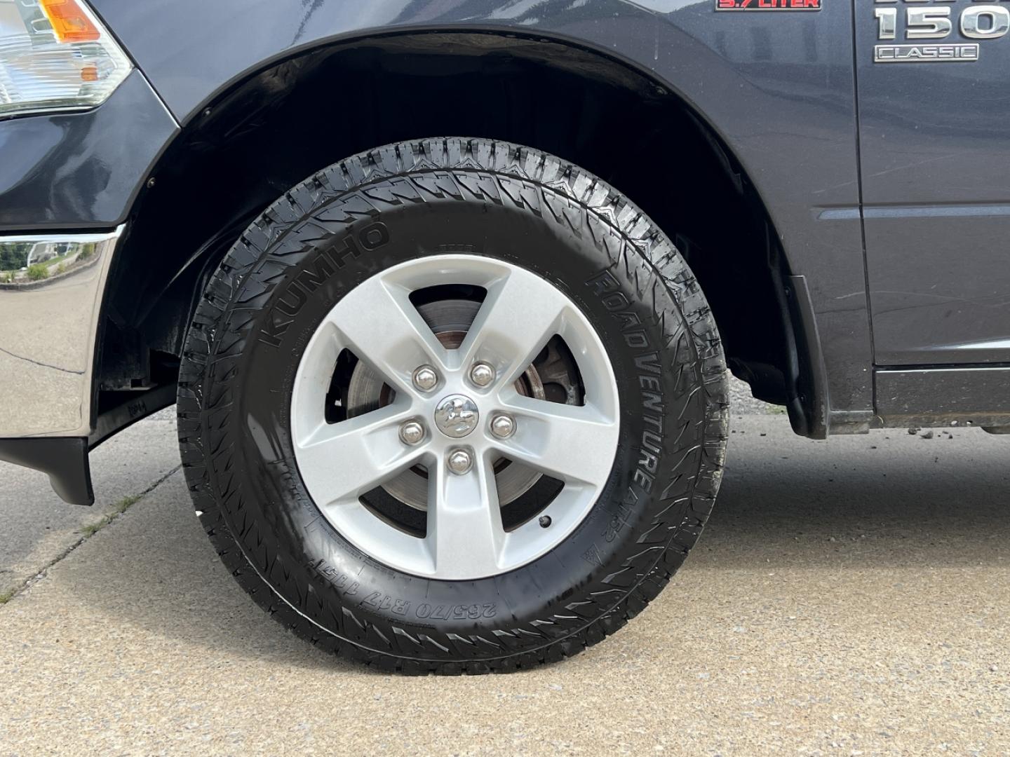 2020 GRAY /Gray Cloth RAM 1500 Classic Classic SLT Crew Cab LWB 4WD (1C6RR7TT8LS) with an 5.7L V8 engine, Automatic transmission, located at 2990 Old Orchard Rd., Jackson, MO, 63755, 37.354214, -89.612106 - 2020 Ram 1500 Classic SLT 95xxx miles 4x4 5.7L V8 Automatic Backup Camera Bluetooth Cruise Power Windows/Locks/Mirrors We have financing available and we accept trades! Fill out a credit application on our website or come by today! If you have any questions, give us a call at (573) 204-777 - Photo#31