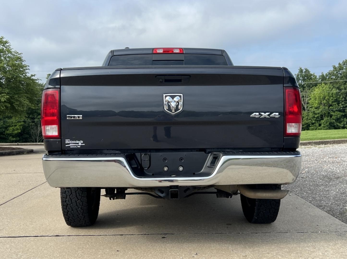 2020 GRAY /Gray Cloth RAM 1500 Classic Classic SLT Crew Cab LWB 4WD (1C6RR7TT8LS) with an 5.7L V8 engine, Automatic transmission, located at 2990 Old Orchard Rd., Jackson, MO, 63755, 37.354214, -89.612106 - 2020 Ram 1500 Classic SLT 95xxx miles 4x4 5.7L V8 Automatic Backup Camera Bluetooth Cruise Power Windows/Locks/Mirrors We have financing available and we accept trades! Fill out a credit application on our website or come by today! If you have any questions, give us a call at (573) 204-777 - Photo#9