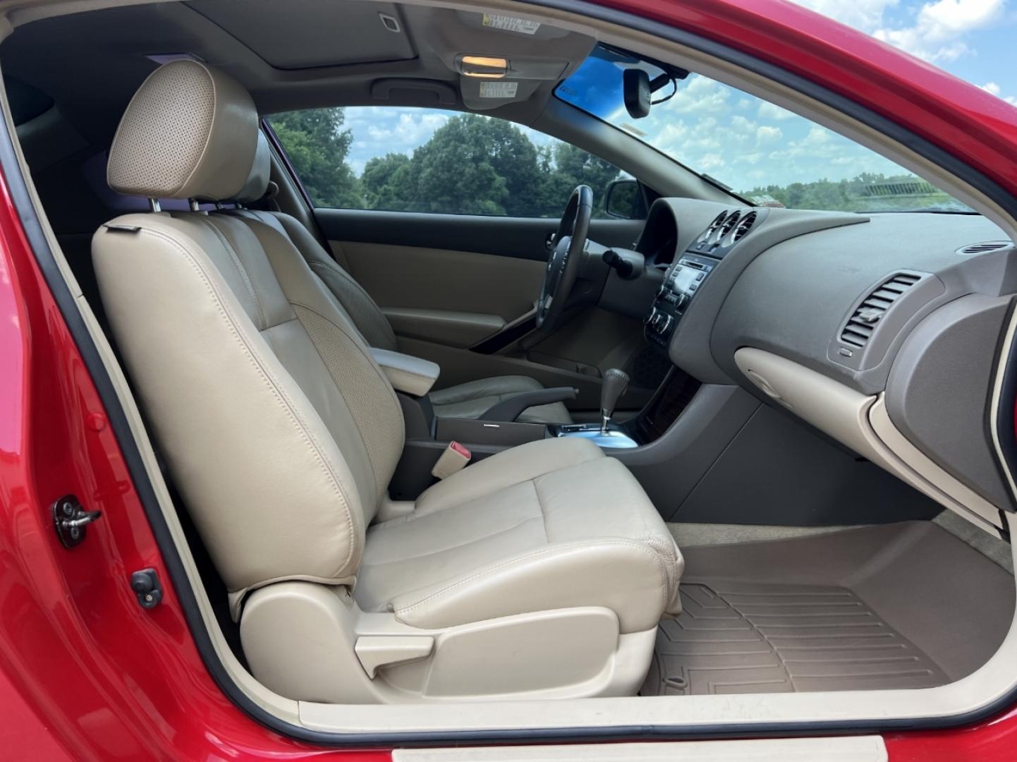 2010 RED /Tan Leather Nissan Altima 2.5 S (1N4AL2EP5AC) with an 2.5L 4 Cyl. engine, Automatic transmission, located at 2990 Old Orchard Rd., Jackson, MO, 63755, 37.354214, -89.612106 - 2010 Nissan Altima S 202xxx miles Front Wheel Drive 2.5L 4 Cyl. Automatic Leather Power Driver Seat Heated Seats Backup Camera Sunroof Cruise Power Windows/Locks/Mirrors We have financing available and we accept trades! Fill out a credit application on our website or come by today! If y - Photo#16