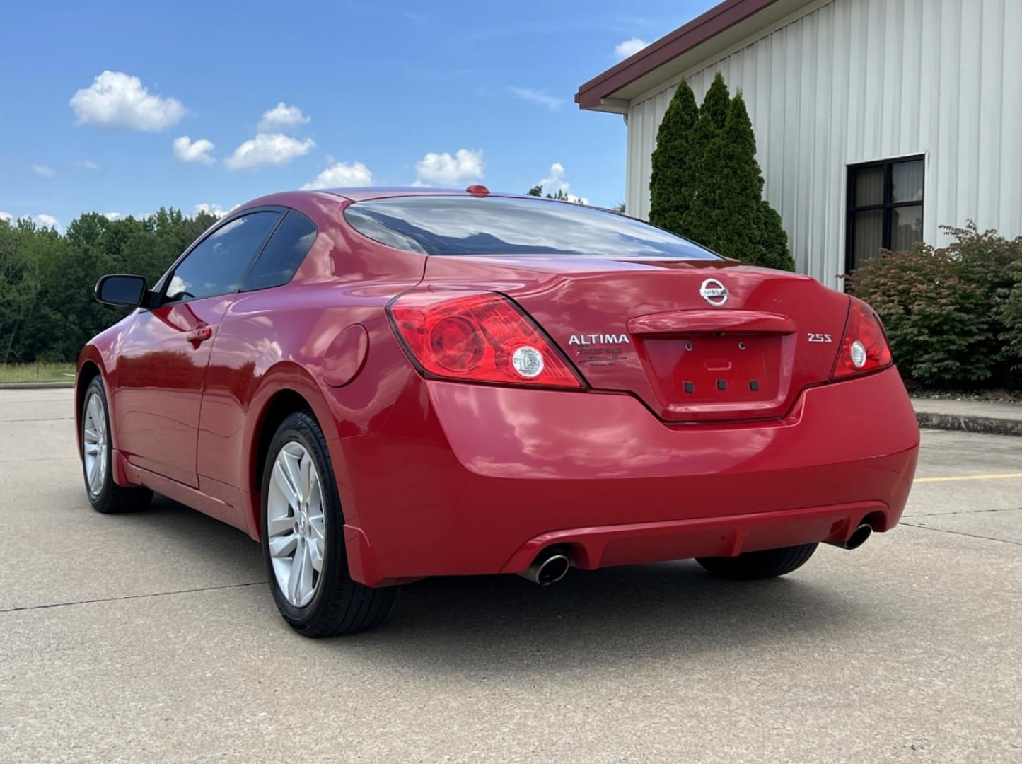 2010 RED /Tan Leather Nissan Altima 2.5 S (1N4AL2EP5AC) with an 2.5L 4 Cyl. engine, Automatic transmission, located at 2990 Old Orchard Rd., Jackson, MO, 63755, 37.354214, -89.612106 - 2010 Nissan Altima S 202xxx miles Front Wheel Drive 2.5L 4 Cyl. Automatic Leather Power Driver Seat Heated Seats Backup Camera Sunroof Cruise Power Windows/Locks/Mirrors We have financing available and we accept trades! Fill out a credit application on our website or come by today! If y - Photo#10