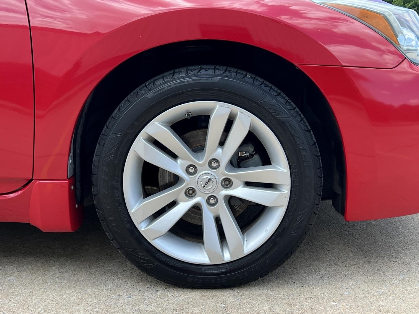 2010 RED /Tan Leather Nissan Altima 2.5 S (1N4AL2EP5AC) with an 2.5L 4 Cyl. engine, Automatic transmission, located at 2990 Old Orchard Rd., Jackson, MO, 63755, 37.354214, -89.612106 - 2010 Nissan Altima S 202xxx miles Front Wheel Drive 2.5L 4 Cyl. Automatic Leather Power Driver Seat Heated Seats Backup Camera Sunroof Cruise Power Windows/Locks/Mirrors We have financing available and we accept trades! Fill out a credit application on our website or come by today! If y - Photo#37