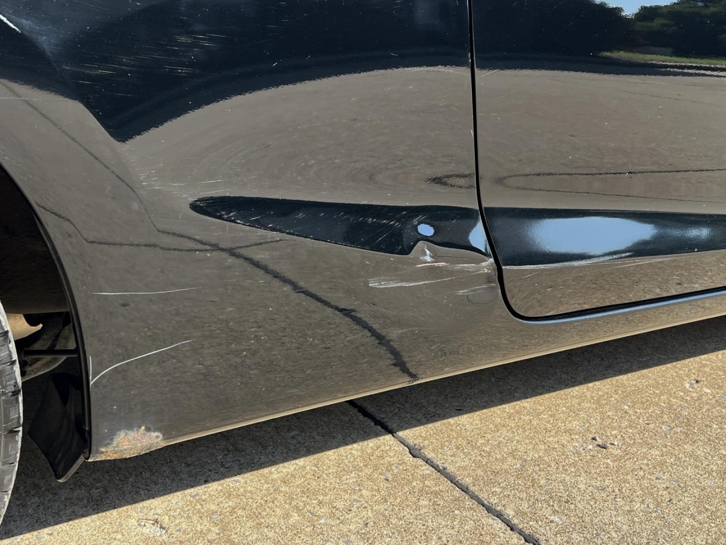 2012 BLACK /Gray Cloth Honda Civic EX (2HGFG3B84CH) with an 1.8L 4 Cyl. engine, Automatic transmission, located at 2990 Old Orchard Rd., Jackson, MO, 63755, 37.354214, -89.612106 - 2012 Honda Civic EX 155xxx miles Front Wheel Drive 1.8L 4 Cyl. Automatic Sunroof Bluetooth Cruise Power Windows/Locks/Mirrors We have financing available and we accept trades! Fill out a credit application on our website or come by today! If you have any questions, give us a call at (573) - Photo#39