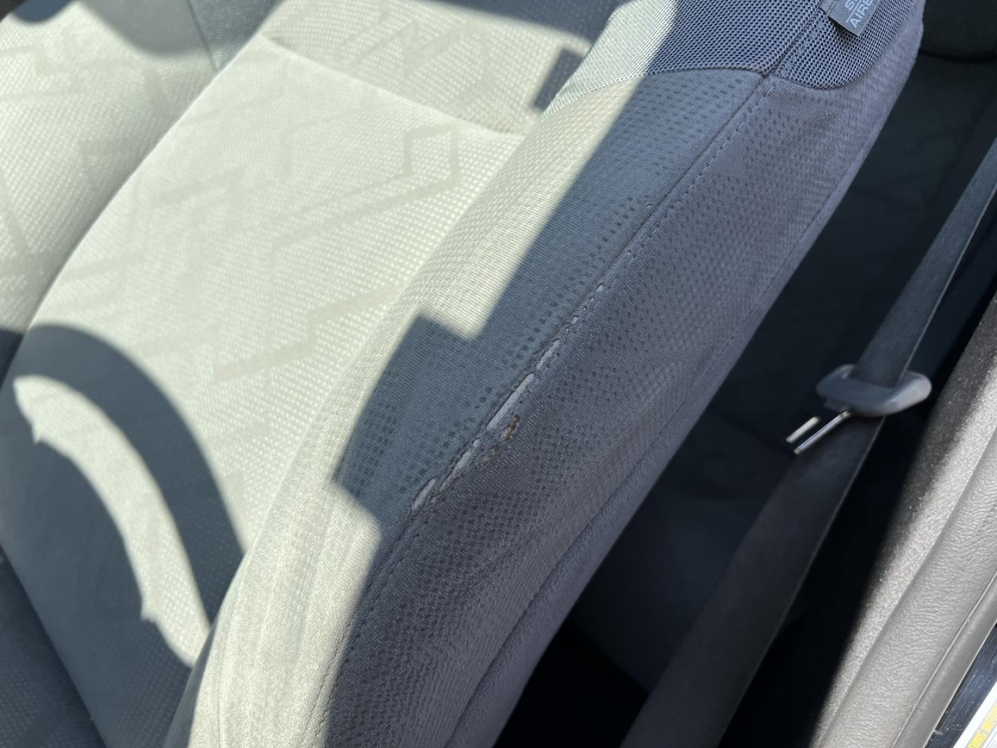 2012 BLACK /Gray Cloth Honda Civic EX (2HGFG3B84CH) with an 1.8L 4 Cyl. engine, Automatic transmission, located at 2990 Old Orchard Rd., Jackson, MO, 63755, 37.354214, -89.612106 - 2012 Honda Civic EX 155xxx miles Front Wheel Drive 1.8L 4 Cyl. Automatic Sunroof Bluetooth Cruise Power Windows/Locks/Mirrors We have financing available and we accept trades! Fill out a credit application on our website or come by today! If you have any questions, give us a call at (573) - Photo#42