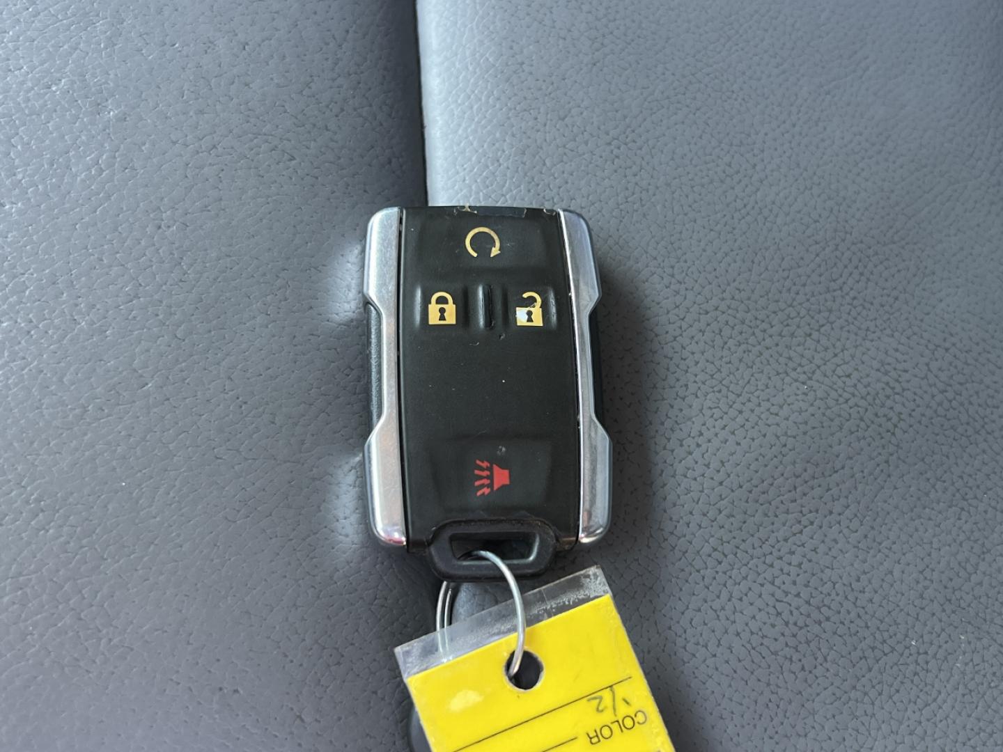 2018 GRAY /Gray Leather Chevrolet Silverado 2500HD LTZ Crew Cab Long Box 4WD (1GC1KWEG7JF) with an 6.0L V8 engine, Automatic transmission, located at 2990 Old Orchard Rd., Jackson, MO, 63755, 37.354214, -89.612106 - 2018 Chevrolet Silverado 2500HD LTZ 222xxx miles 4x4 6.0L V8 Automatic Leather Backup Camera Power/Heated Seats Bluetooth Remote Start Cruise Power Windows/Locks/Mirrors We have financing available and we accept trades! Fill out a credit application on our website or come by today! If y - Photo#6