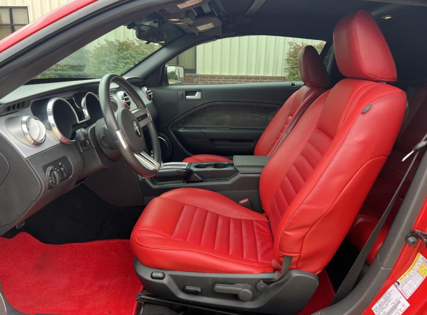 2006 RED /Red Leather Ford Mustang GT Deluxe Convertible (1ZVHT85H965) with an 4.6L V8 engine, Automatic transmission, located at 2990 Old Orchard Rd., Jackson, MO, 63755, 37.354214, -89.612106 - 2006 Ford Mustang GT Deluxe 118xxx miles Rear Wheel Drive 4.6L V8 Automatic Leather Power Driver Seat Cruise Power Windows/Locks/Mirrors We have financing available and we accept trades! Fill out a credit application on our website or come by today! If you have any questions, give us a cal - Photo#11