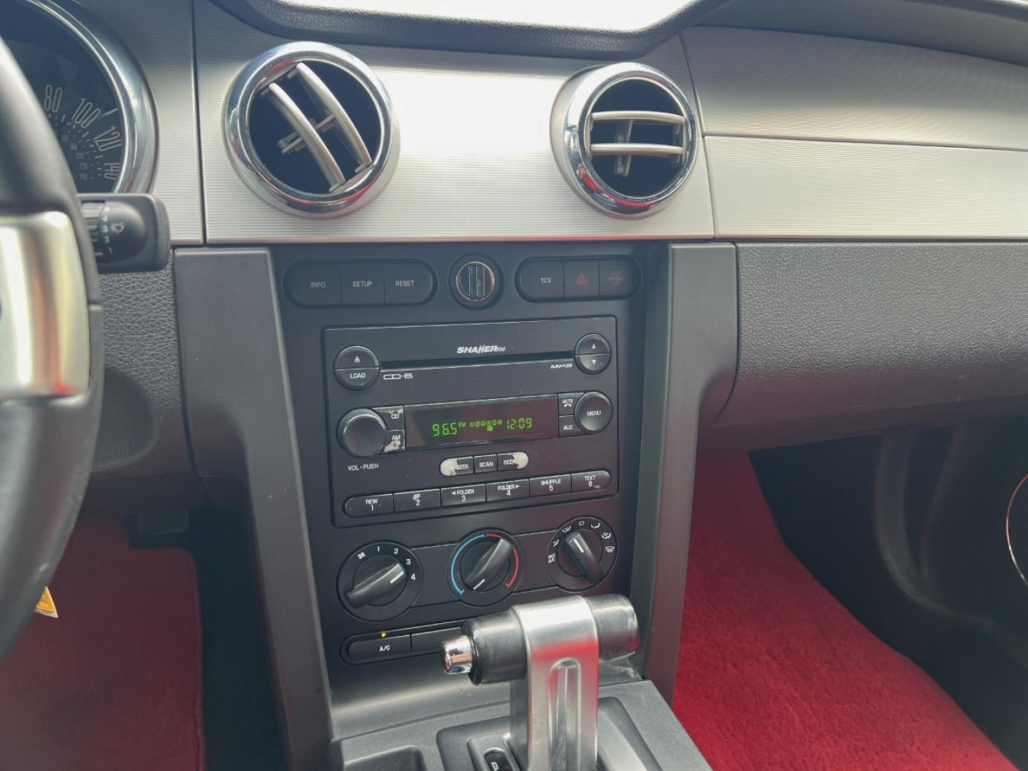 2006 RED /Red Leather Ford Mustang GT Deluxe Convertible (1ZVHT85H965) with an 4.6L V8 engine, Automatic transmission, located at 2990 Old Orchard Rd., Jackson, MO, 63755, 37.354214, -89.612106 - 2006 Ford Mustang GT Deluxe 118xxx miles Rear Wheel Drive 4.6L V8 Automatic Leather Power Driver Seat Cruise Power Windows/Locks/Mirrors We have financing available and we accept trades! Fill out a credit application on our website or come by today! If you have any questions, give us a cal - Photo#20