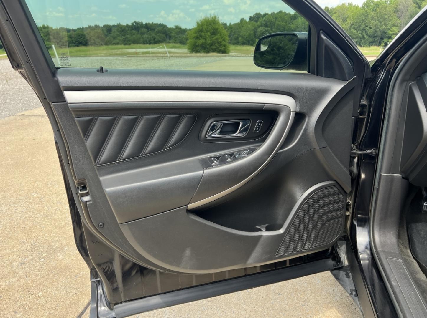 2016 BLACK /Black Leather Ford Taurus SEL FWD (1FAHP2E83GG) with an 3.5L V6 engine, Automatic transmission, located at 2990 Old Orchard Rd., Jackson, MO, 63755, 37.354214, -89.612106 - 2016 Ford Taurus SEL Only 84xxx miles Front Wheel Drive 3.5L V6 Automatic Leather Navigation Power/Heated Seats Backup Camera Bluetooth Remote Start Cruise Power Windows/Locks/Mirrors We have financing available and we accept trades! Fill out a credit application on our website or come - Photo#14
