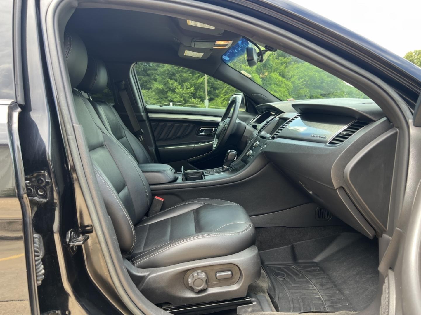 2016 BLACK /Black Leather Ford Taurus SEL FWD (1FAHP2E83GG) with an 3.5L V6 engine, Automatic transmission, located at 2990 Old Orchard Rd., Jackson, MO, 63755, 37.354214, -89.612106 - 2016 Ford Taurus SEL Only 84xxx miles Front Wheel Drive 3.5L V6 Automatic Leather Navigation Power/Heated Seats Backup Camera Bluetooth Remote Start Cruise Power Windows/Locks/Mirrors We have financing available and we accept trades! Fill out a credit application on our website or come - Photo#17