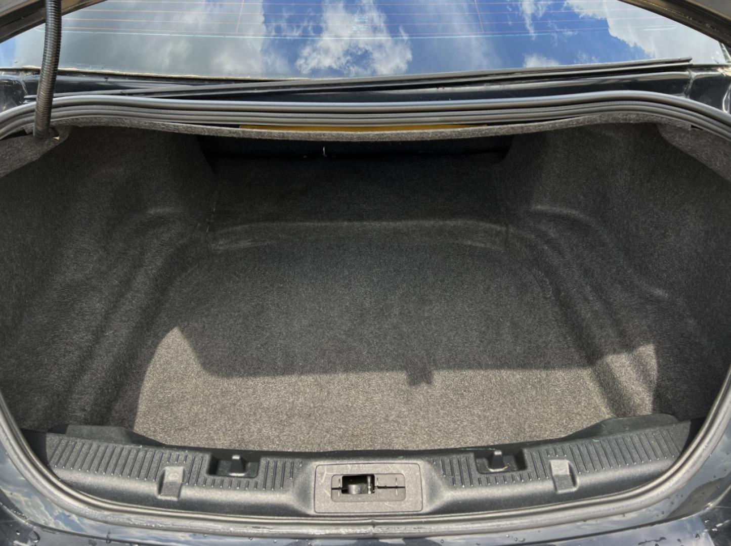 2016 BLACK /Black Leather Ford Taurus SEL FWD (1FAHP2E83GG) with an 3.5L V6 engine, Automatic transmission, located at 2990 Old Orchard Rd., Jackson, MO, 63755, 37.354214, -89.612106 - 2016 Ford Taurus SEL Only 84xxx miles Front Wheel Drive 3.5L V6 Automatic Leather Navigation Power/Heated Seats Backup Camera Bluetooth Remote Start Cruise Power Windows/Locks/Mirrors We have financing available and we accept trades! Fill out a credit application on our website or come - Photo#21