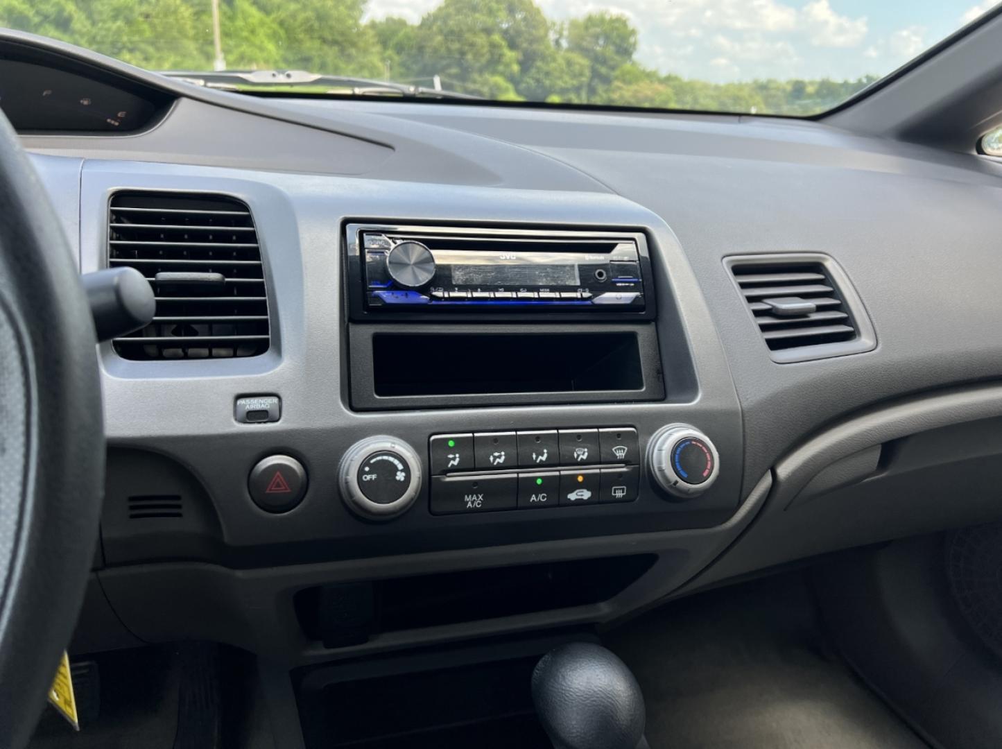 2008 BLUE /Gray Cloth Honda Civic LX (1HGFA16548L) with an 1.8L 4 Cyl. engine, Automatic transmission, located at 2990 Old Orchard Rd., Jackson, MO, 63755, 37.354214, -89.612106 - 2008 Honda Civic LX 183xxx miles Front Wheel Drive 1.8L 4 Cyl. Automatic Cruise Power Windows/Locks/Mirrors We have financing available and we accept trades! Fill out a credit application on our website or come by today! If you have any questions, give us a call at (573) 204-7777 or visit ou - Photo#19