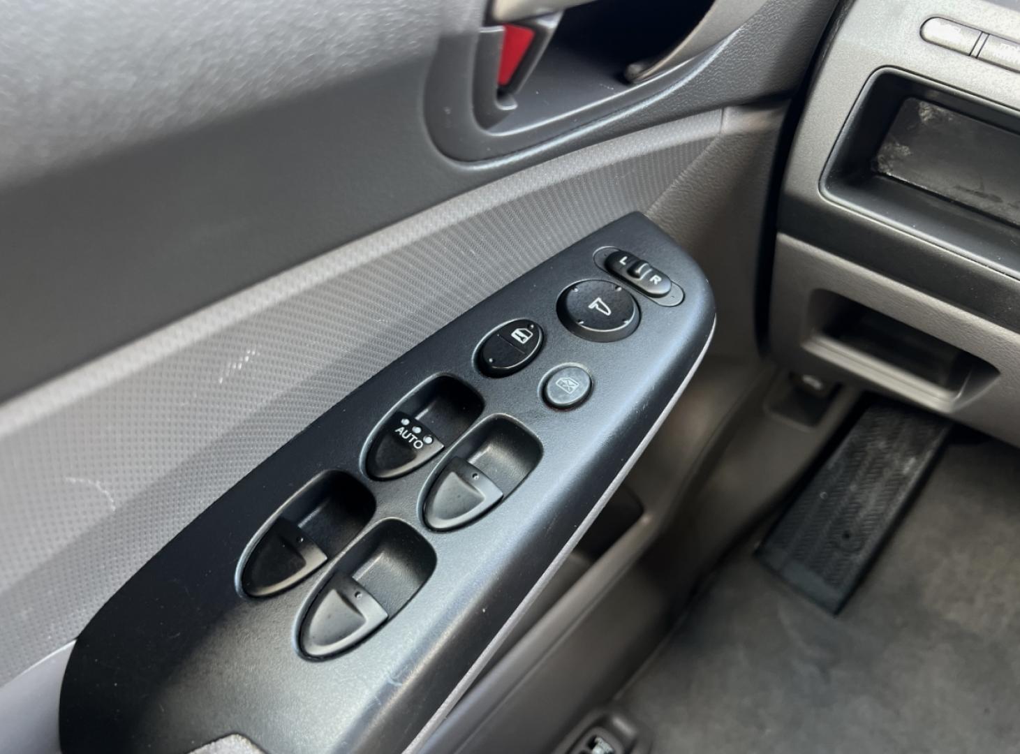 2008 BLUE /Gray Cloth Honda Civic LX (1HGFA16548L) with an 1.8L 4 Cyl. engine, Automatic transmission, located at 2990 Old Orchard Rd., Jackson, MO, 63755, 37.354214, -89.612106 - 2008 Honda Civic LX 183xxx miles Front Wheel Drive 1.8L 4 Cyl. Automatic Cruise Power Windows/Locks/Mirrors We have financing available and we accept trades! Fill out a credit application on our website or come by today! If you have any questions, give us a call at (573) 204-7777 or visit ou - Photo#22