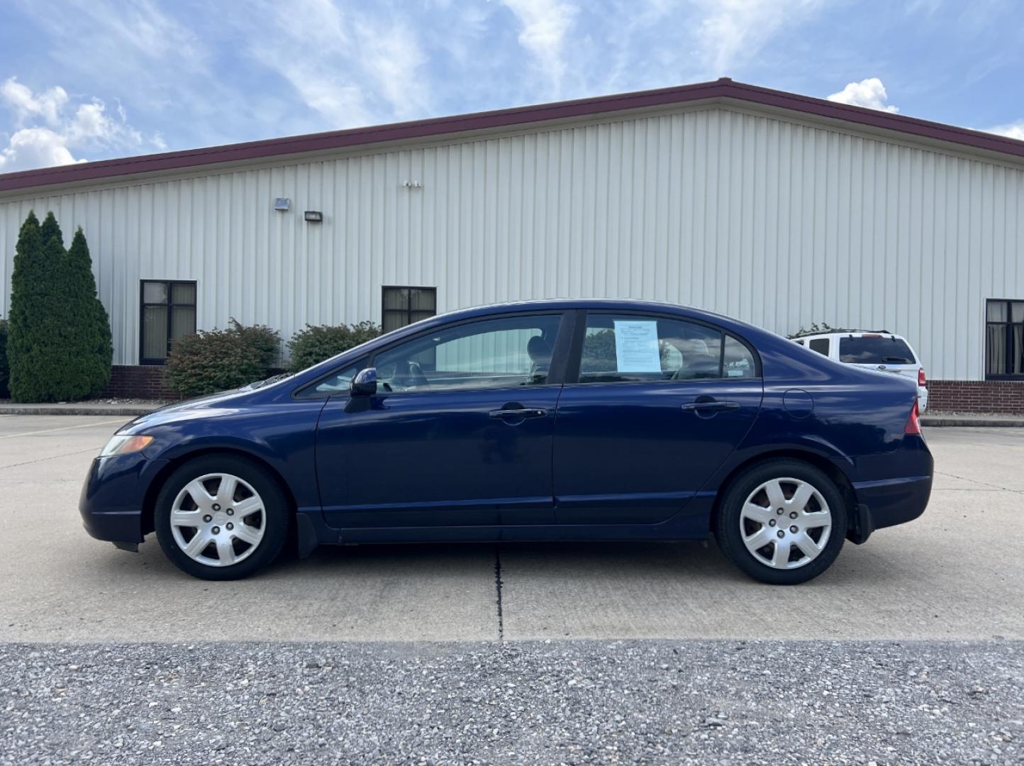 2008 BLUE /Gray Cloth Honda Civic LX (1HGFA16548L) with an 1.8L 4 Cyl. engine, Automatic transmission, located at 2990 Old Orchard Rd., Jackson, MO, 63755, 37.354214, -89.612106 - 2008 Honda Civic LX 183xxx miles Front Wheel Drive 1.8L 4 Cyl. Automatic Cruise Power Windows/Locks/Mirrors We have financing available and we accept trades! Fill out a credit application on our website or come by today! If you have any questions, give us a call at (573) 204-7777 or visit ou - Photo#3