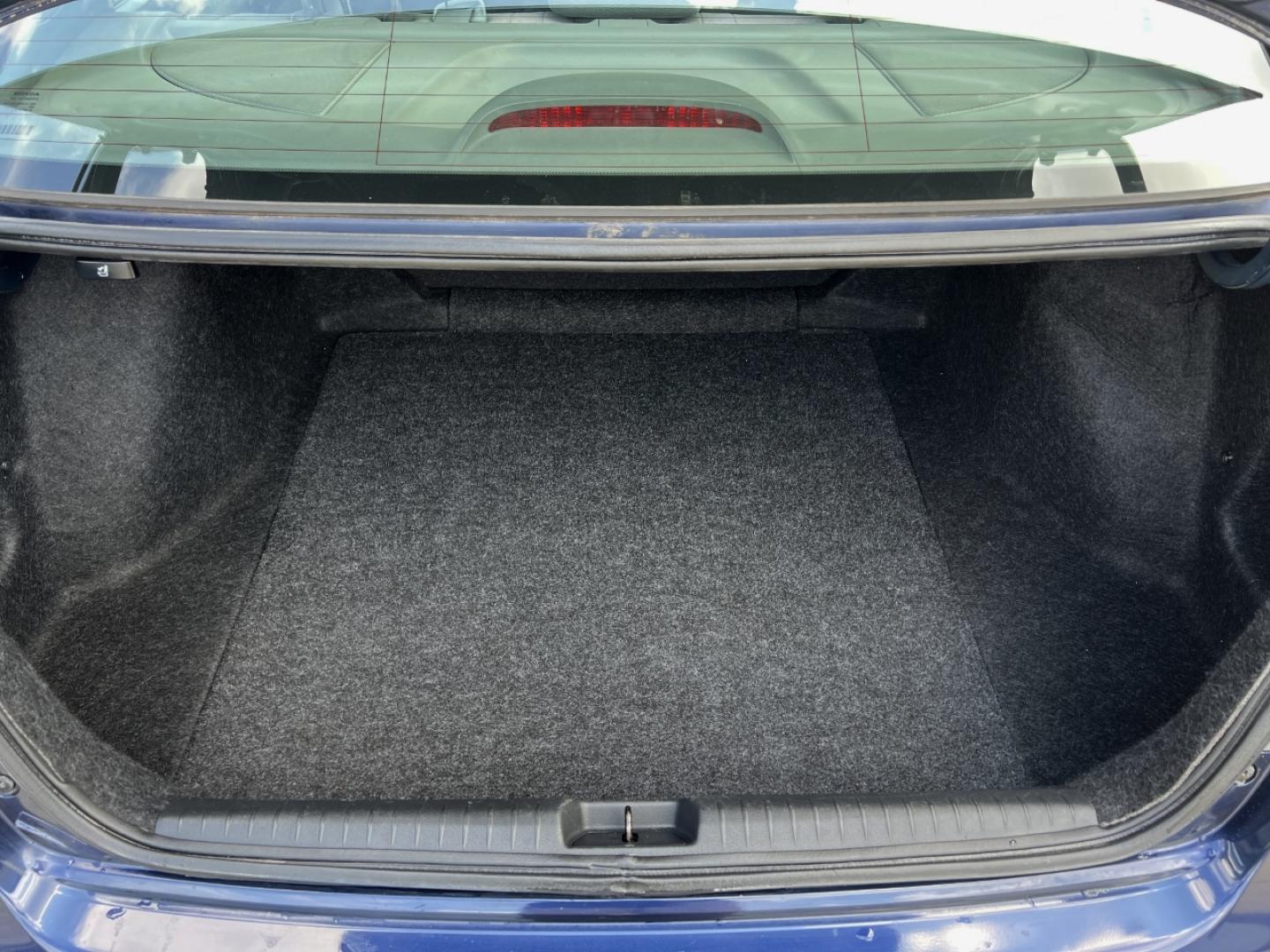 2008 BLUE /Gray Cloth Honda Civic LX (1HGFA16548L) with an 1.8L 4 Cyl. engine, Automatic transmission, located at 2990 Old Orchard Rd., Jackson, MO, 63755, 37.354214, -89.612106 - 2008 Honda Civic LX 183xxx miles Front Wheel Drive 1.8L 4 Cyl. Automatic Cruise Power Windows/Locks/Mirrors We have financing available and we accept trades! Fill out a credit application on our website or come by today! If you have any questions, give us a call at (573) 204-7777 or visit ou - Photo#16