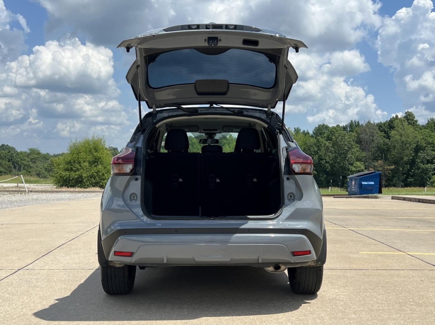 2023 GRAY /Black Cloth Nissan Kicks SV (3N1CP5CV0PL) with an 1.6L 4 Cyl. engine, CVT transmission, located at 2990 Old Orchard Rd., Jackson, MO, 63755, 37.354214, -89.612106 - 2023 Nissan Kicks SV 1-Owner Only 17xxx miles Front Wheel Drive 1.6L 4 Cyl. Automatic Backup Camera Bluetooth Cruise Power Windows/Locks/Mirrors We have financing available and we accept trades! Fill out a credit application on our website or come by today! If you have any questions, give - Photo#17
