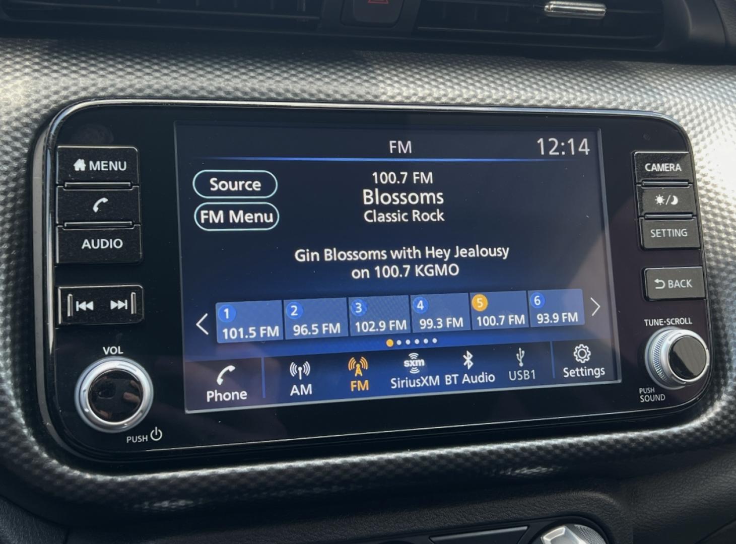 2023 GRAY /Black Cloth Nissan Kicks SV (3N1CP5CV0PL) with an 1.6L 4 Cyl. engine, CVT transmission, located at 2990 Old Orchard Rd., Jackson, MO, 63755, 37.354214, -89.612106 - 2023 Nissan Kicks SV 1-Owner Only 17xxx miles Front Wheel Drive 1.6L 4 Cyl. Automatic Backup Camera Bluetooth Cruise Power Windows/Locks/Mirrors We have financing available and we accept trades! Fill out a credit application on our website or come by today! If you have any questions, give - Photo#23