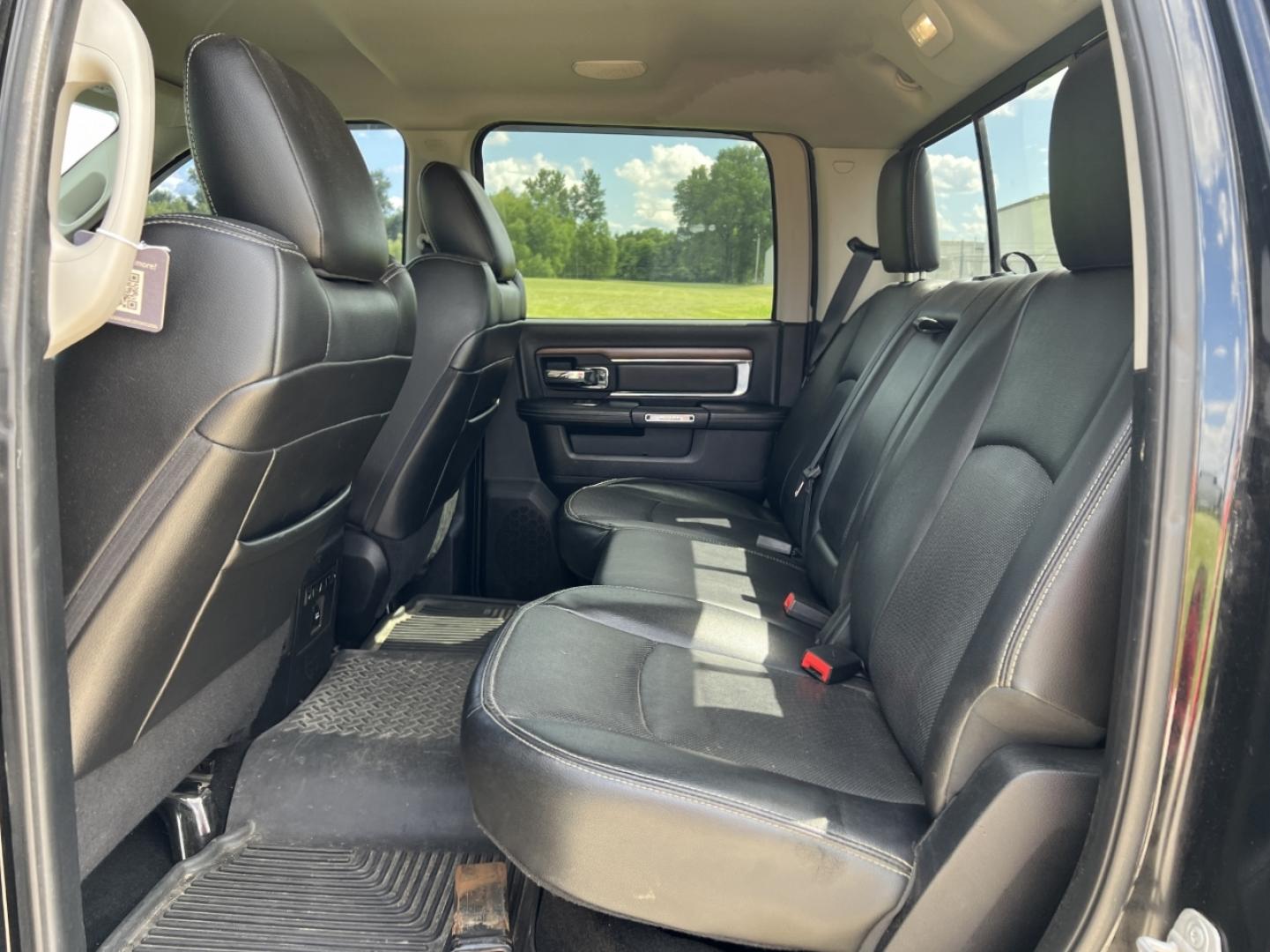 2014 BLACK /Black Leather RAM 2500 Laramie Crew Cab SWB 4WD (3C6UR5FL4EG) with an 6.7L I6 TURBO DIESEL engine, Automatic transmission, located at 506 S. Kingshighway, Cape Girardeau, MO, 63703, (573) 235-5000, 37.294994, -89.556206 - 2014 Ram 2500 Laramie 134xxx miles 4x4 6.7L I6 Turbo Diesel Automatic Leather Navigation Power/Heated/Cooled Seats Heated Rear Seats Heated Steering Wheel Backup Camera Bluetooth Remote Start Cruise Power Windows/Locks/Mirrors We have financing available and we accept trades! Fill out - Photo#20