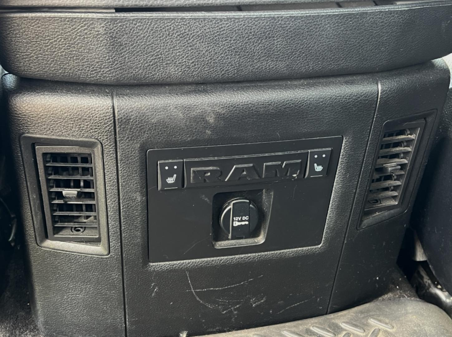 2014 BLACK /Black Leather RAM 2500 Laramie Crew Cab SWB 4WD (3C6UR5FL4EG) with an 6.7L I6 TURBO DIESEL engine, Automatic transmission, located at 506 S. Kingshighway, Cape Girardeau, MO, 63703, (573) 235-5000, 37.294994, -89.556206 - 2014 Ram 2500 Laramie 134xxx miles 4x4 6.7L I6 Turbo Diesel Automatic Leather Navigation Power/Heated/Cooled Seats Heated Rear Seats Heated Steering Wheel Backup Camera Bluetooth Remote Start Cruise Power Windows/Locks/Mirrors We have financing available and we accept trades! Fill out - Photo#7