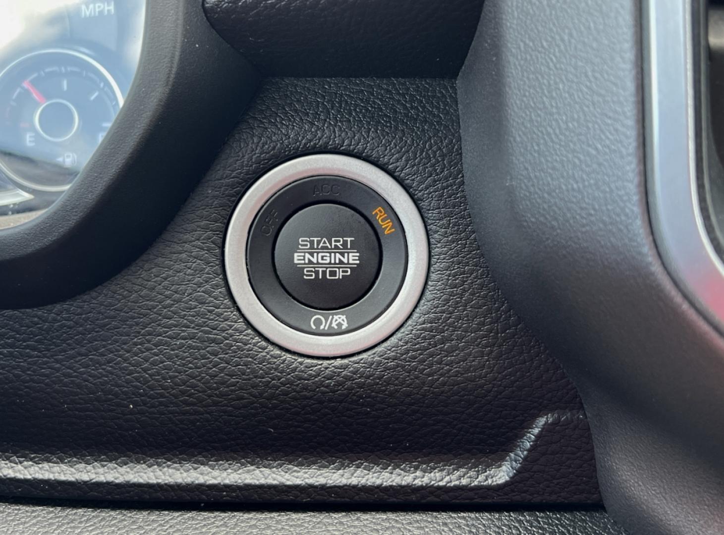 2020 BLACK /Gray Cloth RAM 1500 Big Horn Crew Cab SWB 4WD (1C6SRFFT3LN) with an 5.7L V8 engine, Automatic transmission, located at 506 S. Kingshighway, Cape Girardeau, MO, 63703, (573) 235-5000, 37.294994, -89.556206 - 2020 Ram 1500 Big Horn Only 43xxx miles 4x4 5.7L V8 Automatic Backup Camera Power Driver Seat Bluetooth Remote Start Cruise Power Windows/Locks/Mirrors We have financing available and we accept trades! Fill out a credit application on our website or come by today! If you have any questio - Photo#22