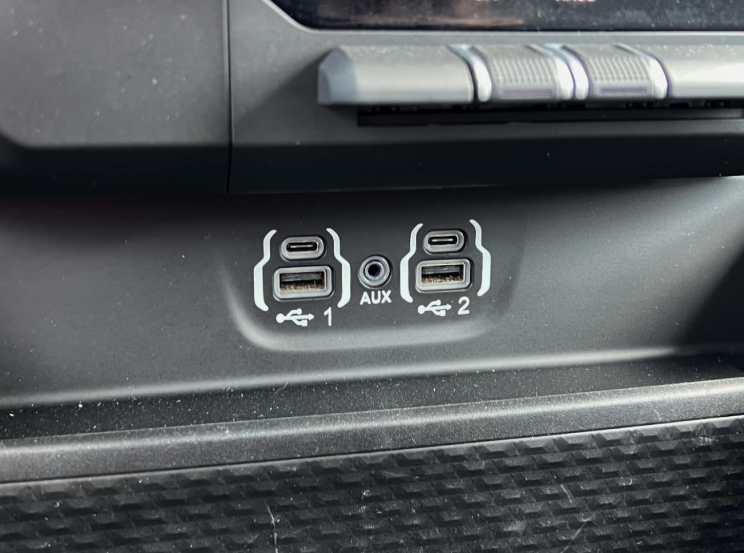 2020 BLACK /Gray Cloth RAM 1500 Big Horn Crew Cab SWB 4WD (1C6SRFFT3LN) with an 5.7L V8 engine, Automatic transmission, located at 506 S. Kingshighway, Cape Girardeau, MO, 63703, (573) 235-5000, 37.294994, -89.556206 - 2020 Ram 1500 Big Horn Only 43xxx miles 4x4 5.7L V8 Automatic Backup Camera Power Driver Seat Bluetooth Remote Start Cruise Power Windows/Locks/Mirrors We have financing available and we accept trades! Fill out a credit application on our website or come by today! If you have any questio - Photo#26