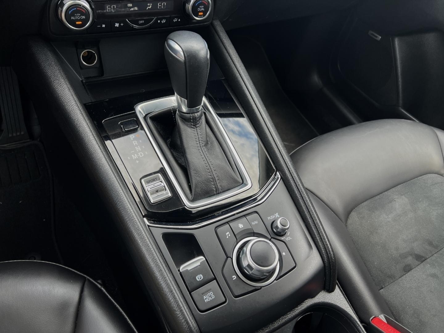 2018 BLACK /Black Mazda CX-5 Touring (JM3KFACM2J1) with an 2.5L 4 Cyl. engine, Automatic transmission, located at 506 S. Kingshighway, Cape Girardeau, MO, 63703, (573) 235-5000, 37.294994, -89.556206 - 2018 Mazda CX-5 Touring Only 38xxx miles Front Wheel Drive 2.5L 4 Cyl. Automatic Backup Camera Power Driver Seat Heated Seats Sunroof Bluetooth Cruise Power Windows/Locks/Mirrors We have financing available and we accept trades! Fill out a credit application on our website or come by tod - Photo#25