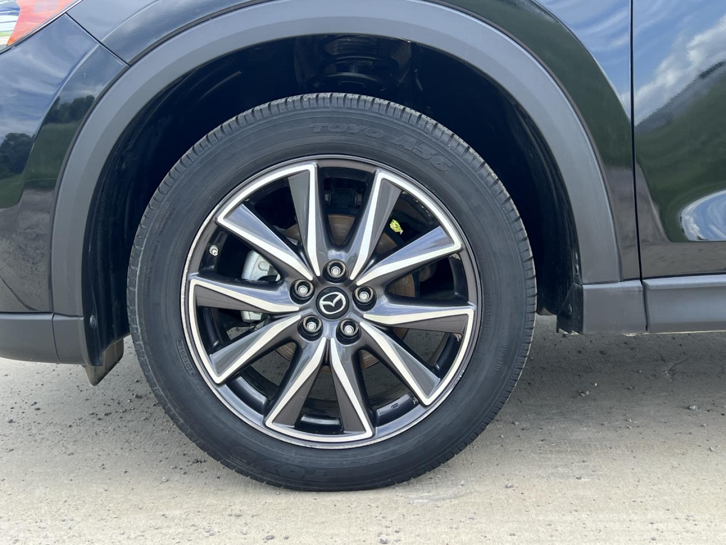 2018 BLACK /Black Mazda CX-5 Touring (JM3KFACM2J1) with an 2.5L 4 Cyl. engine, Automatic transmission, located at 506 S. Kingshighway, Cape Girardeau, MO, 63703, (573) 235-5000, 37.294994, -89.556206 - 2018 Mazda CX-5 Touring Only 38xxx miles Front Wheel Drive 2.5L 4 Cyl. Automatic Backup Camera Power Driver Seat Heated Seats Sunroof Bluetooth Cruise Power Windows/Locks/Mirrors We have financing available and we accept trades! Fill out a credit application on our website or come by tod - Photo#36