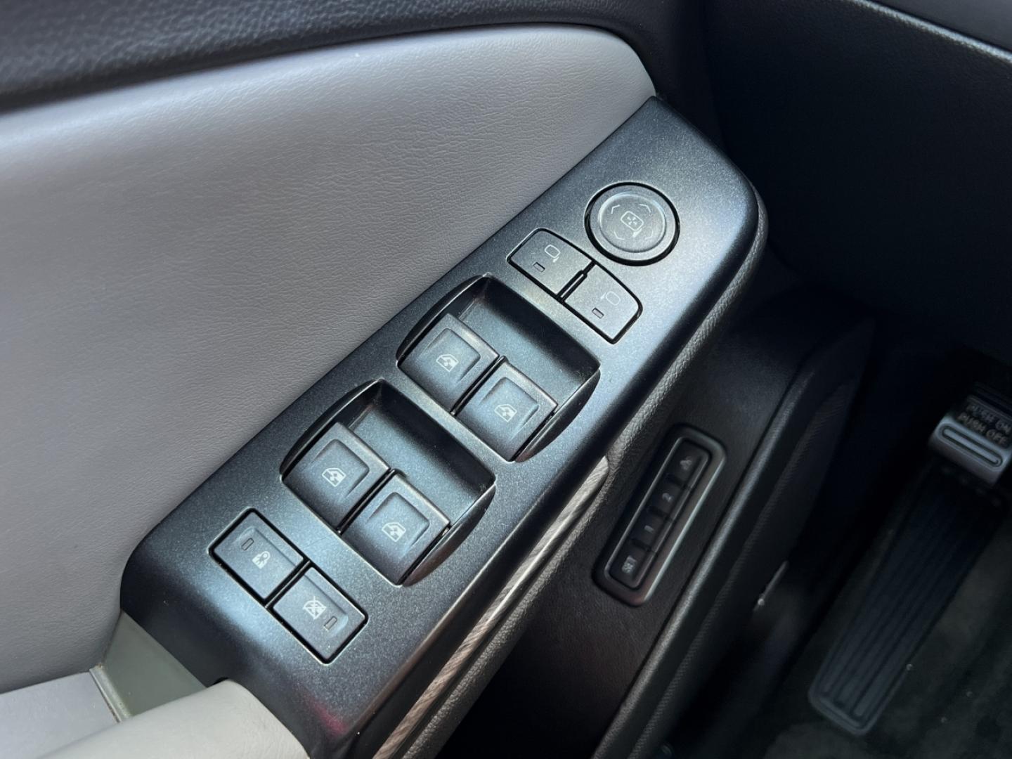 2015 BLUE /Gray Leather Chevrolet Tahoe LT 4WD (1GNSKBKC3FR) with an 5.3L V8 engine, Automatic transmission, located at 506 S. Kingshighway, Cape Girardeau, MO, 63703, (573) 235-5000, 37.294994, -89.556206 - 2015 Chevrolet Tahoe 1500 LT 138xxx miles 4 Wheel Drive 5.3L V8 Automatic Leather 3rd Row Navigation Rear Entertainment Power/Heated Seats Backup Camera Sunroof Bluetooth Cruise Power Windows/Locks/Mirrors We have financing available and we accept trades! Fill out a credit application - Photo#32